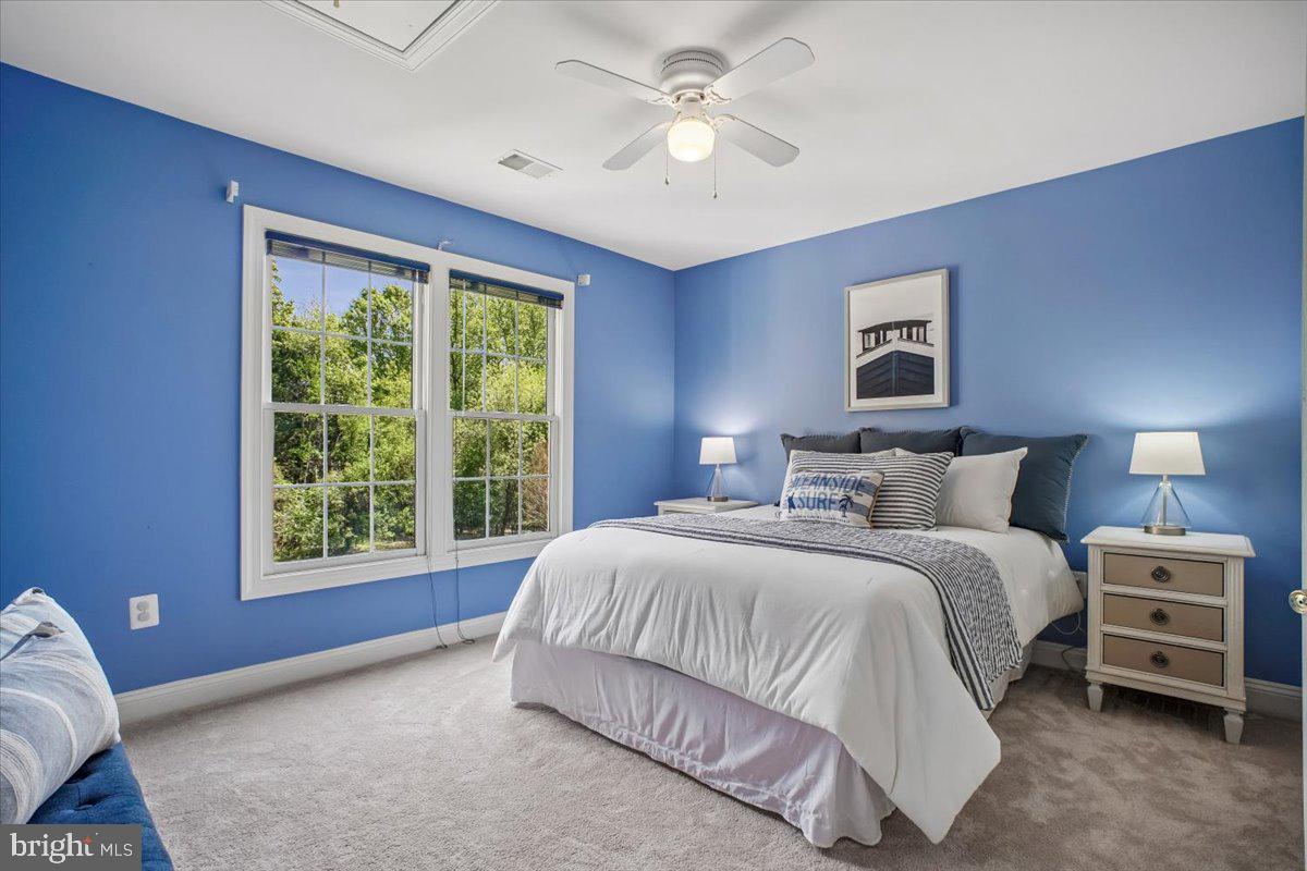 OAK HILL RESERVE - Residential