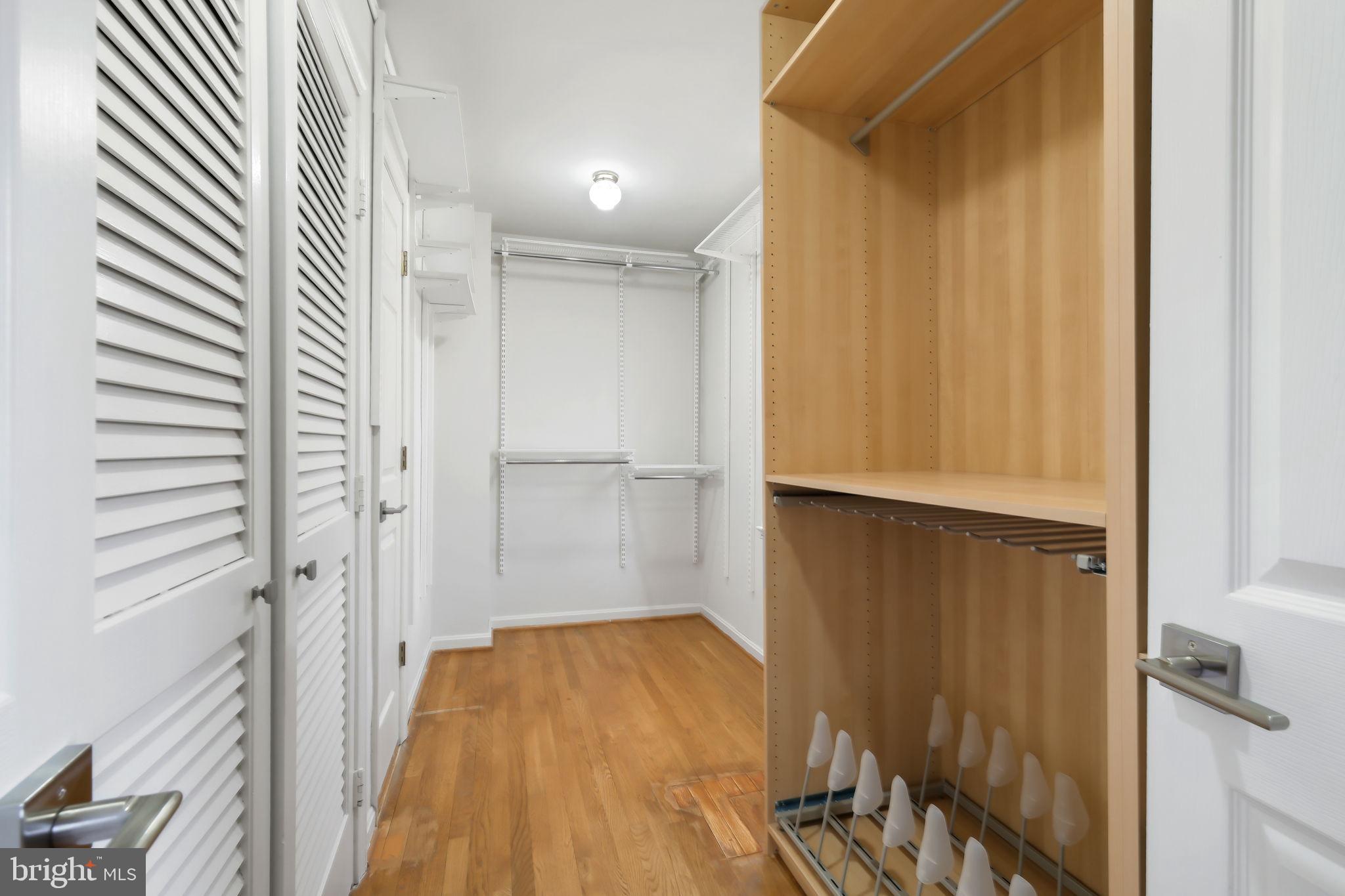 FALLS ORCHARD - Residential