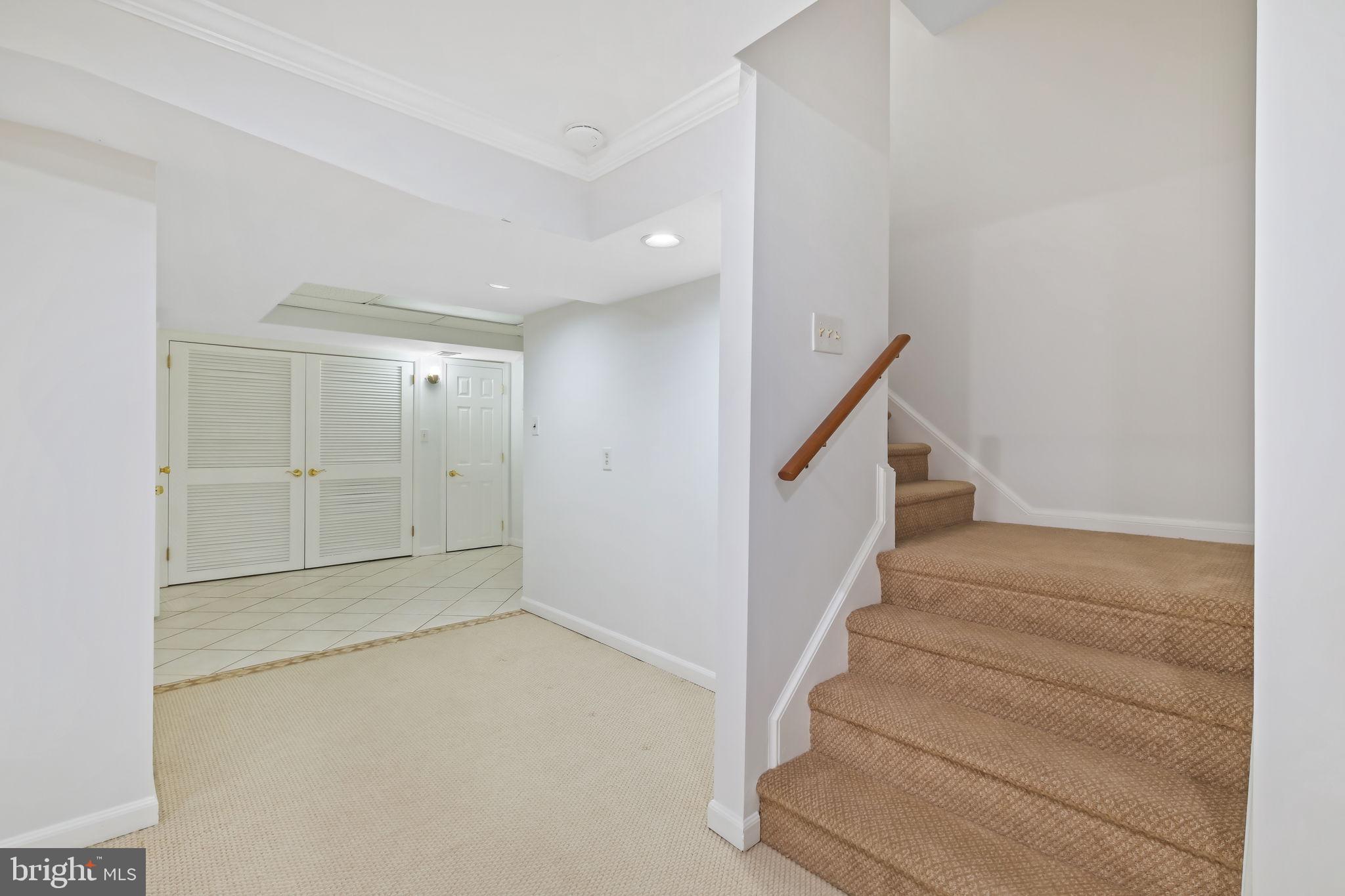 FALLS ORCHARD - Residential