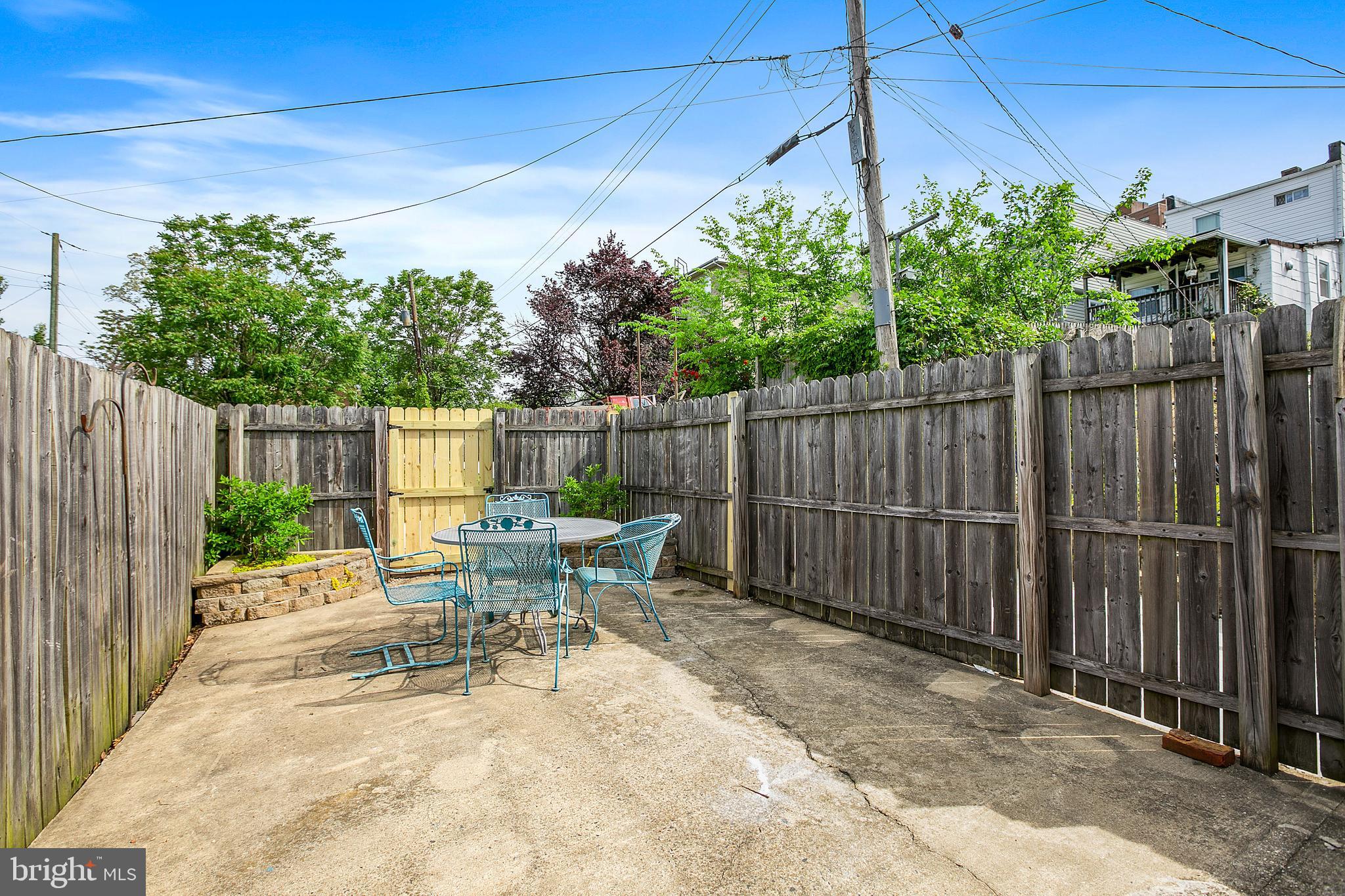 HAMPDEN HISTORIC DISTRICT - Residential