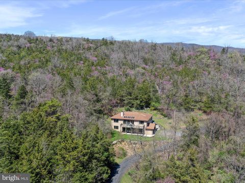 Homes For Sale - 1639 Sugar Hill Road<br/> MAURERTOWN, VA 22644