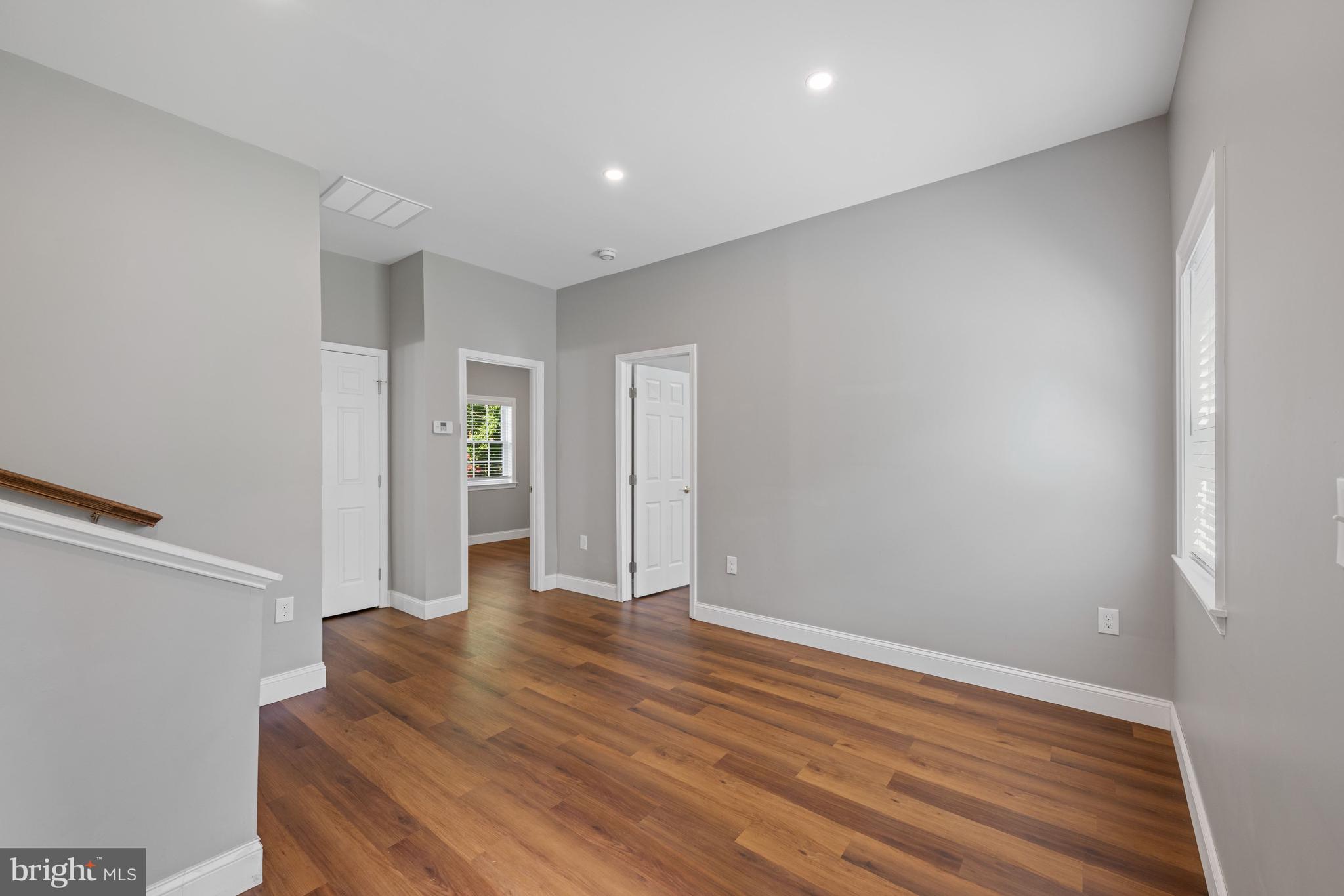 NORTH BETHESDA GROVE - Residential