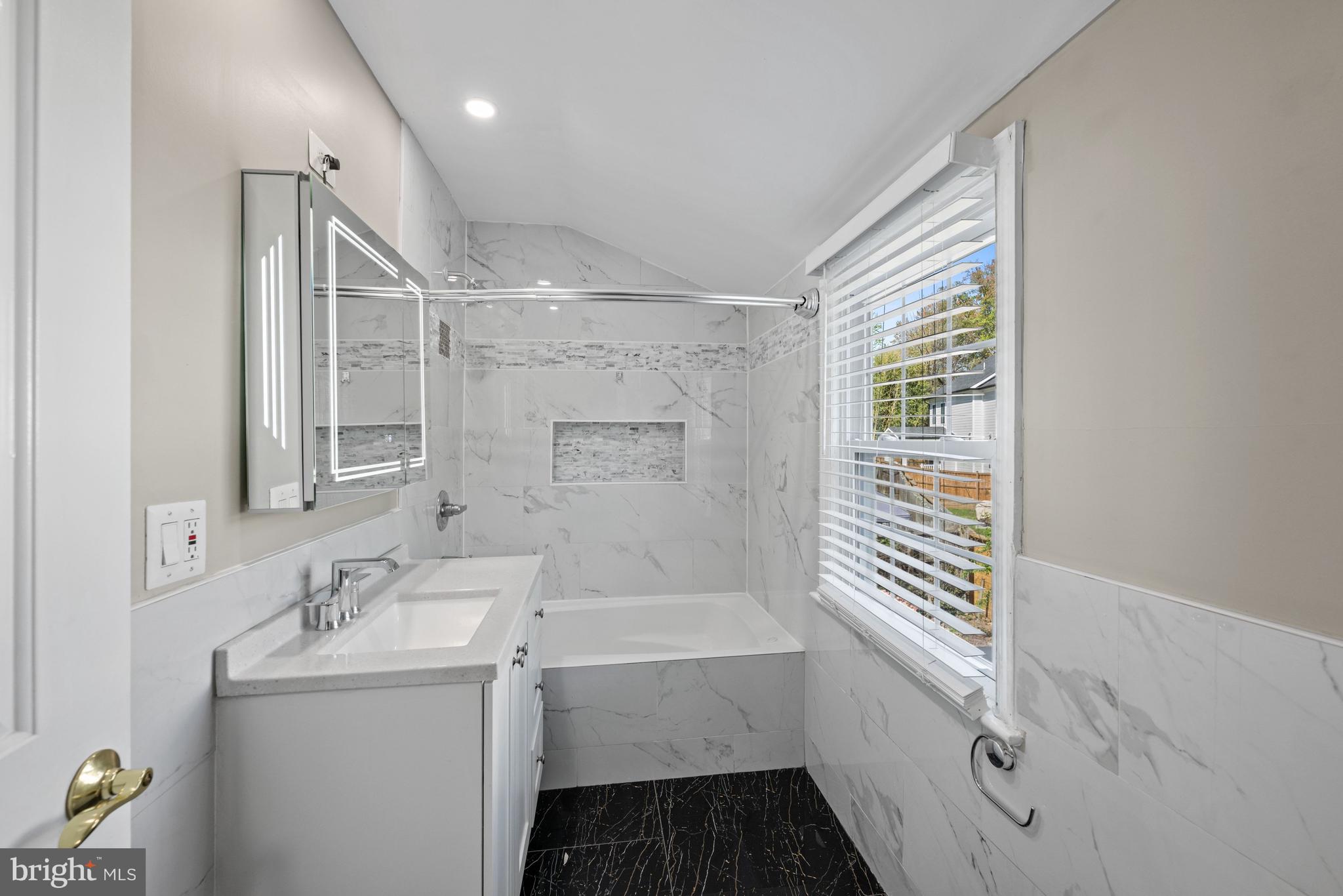 NORTH BETHESDA GROVE - Residential