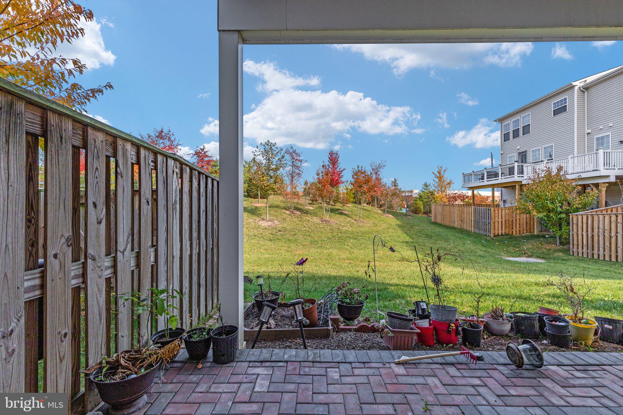 EASTVIEW - Residential Lease