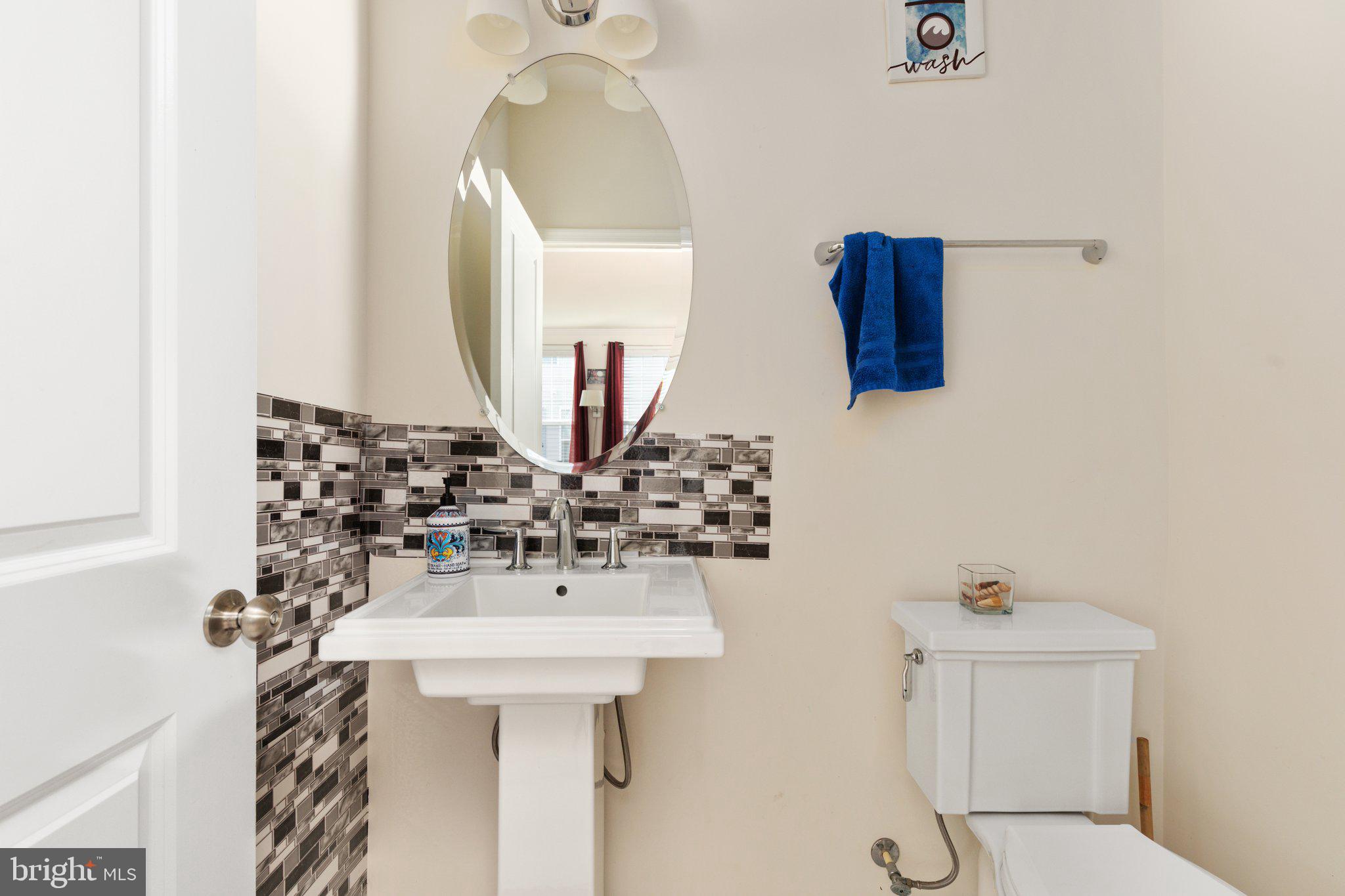 EASTVIEW - Residential Lease