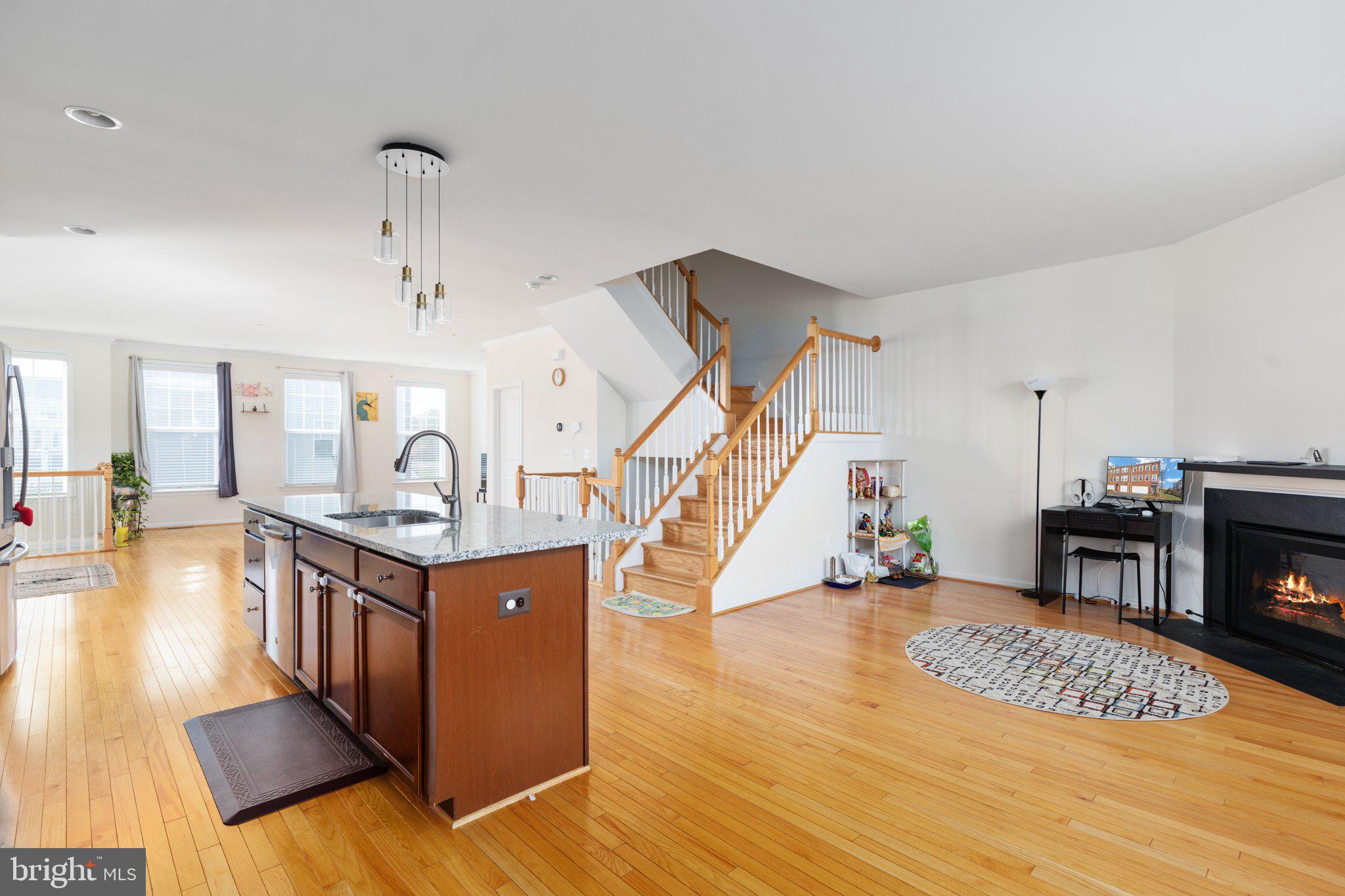 EASTVIEW - Residential Lease