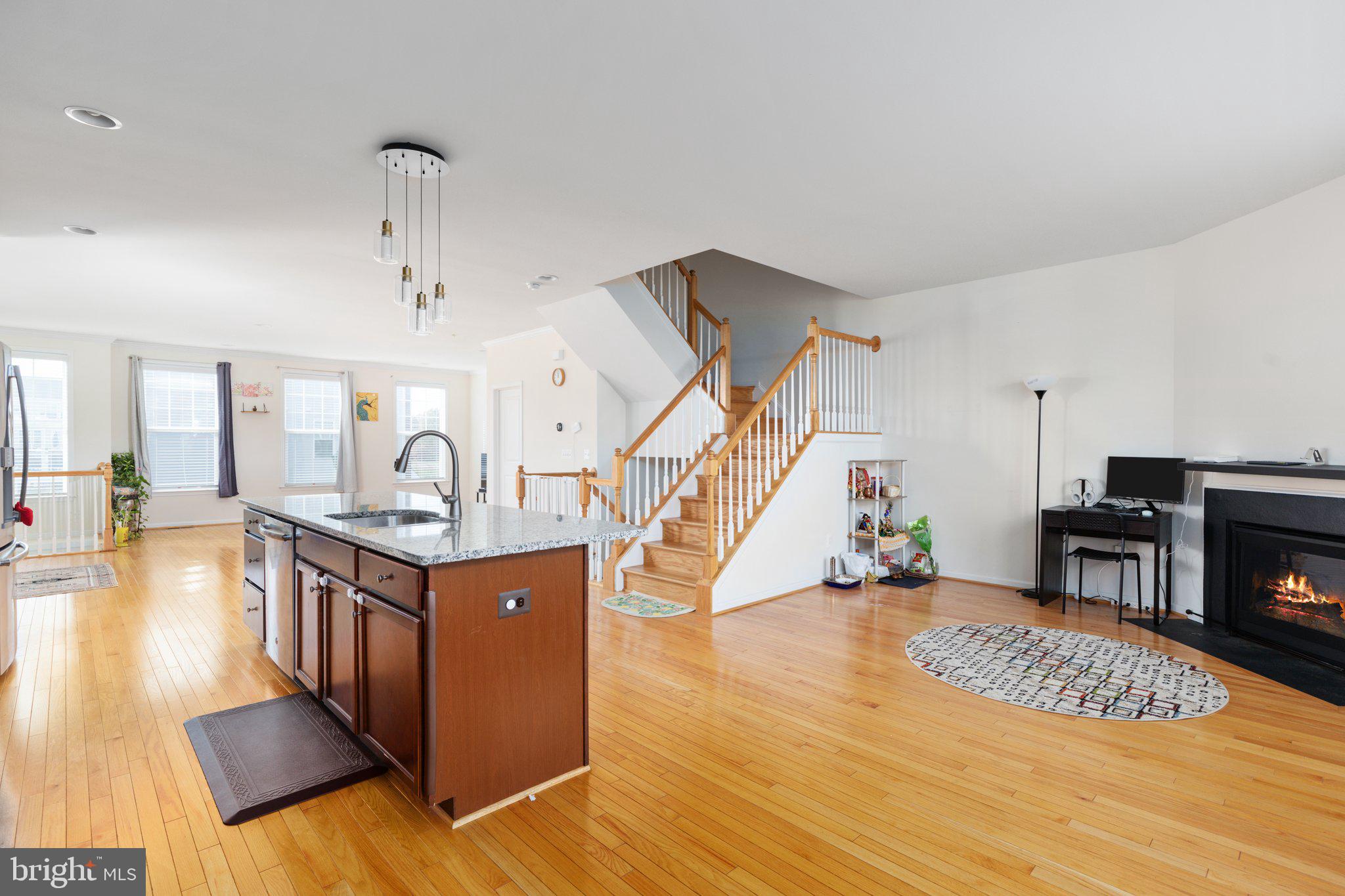 EASTVIEW - Residential Lease