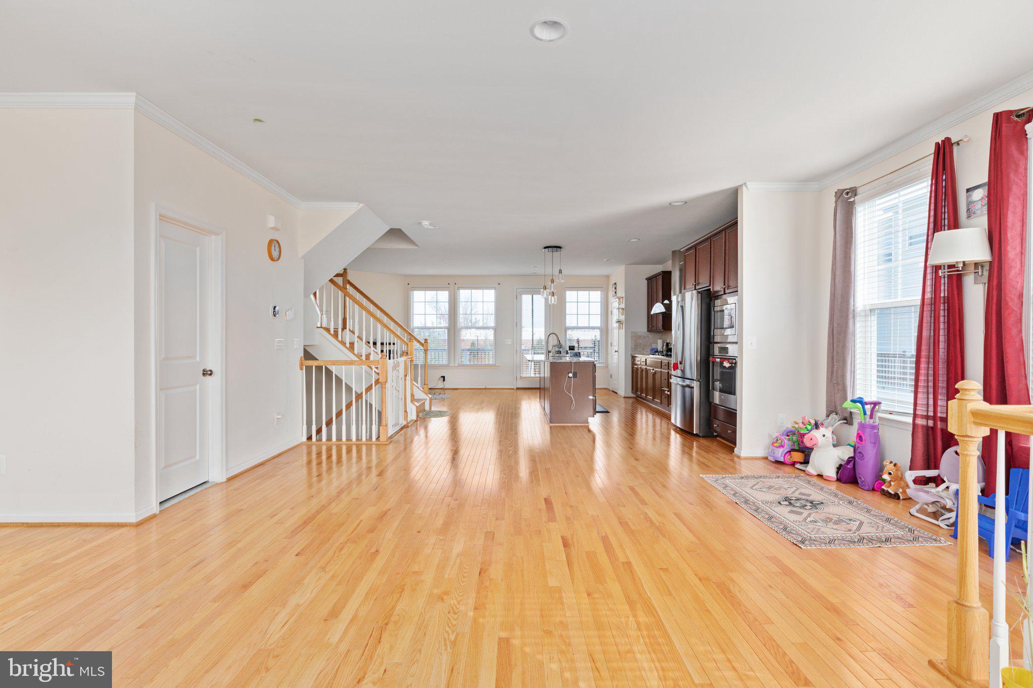 EASTVIEW - Residential Lease