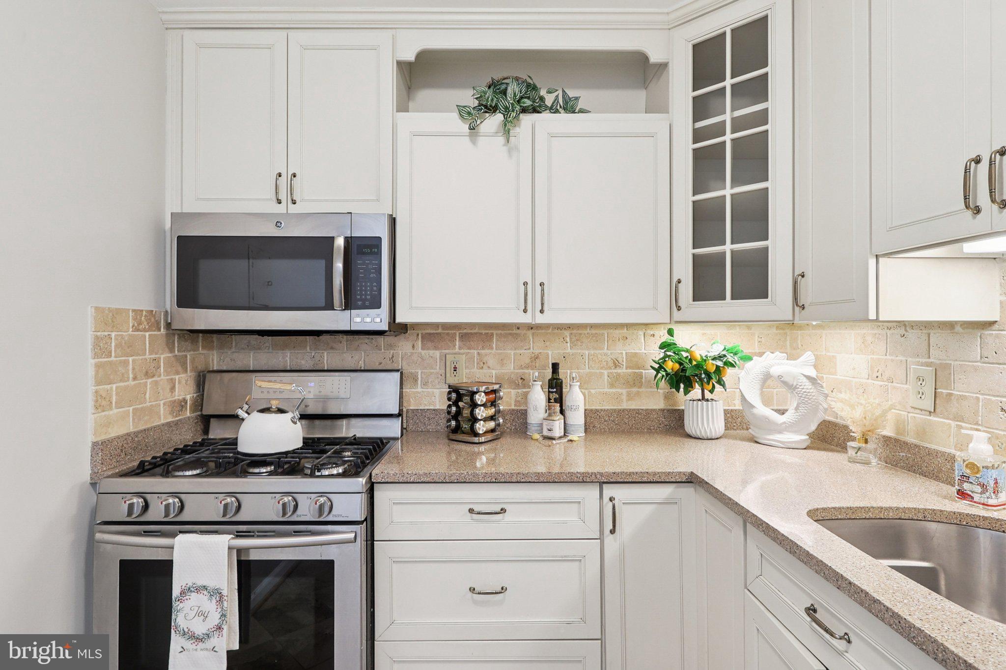 4977 BATTERY LANE 1-610