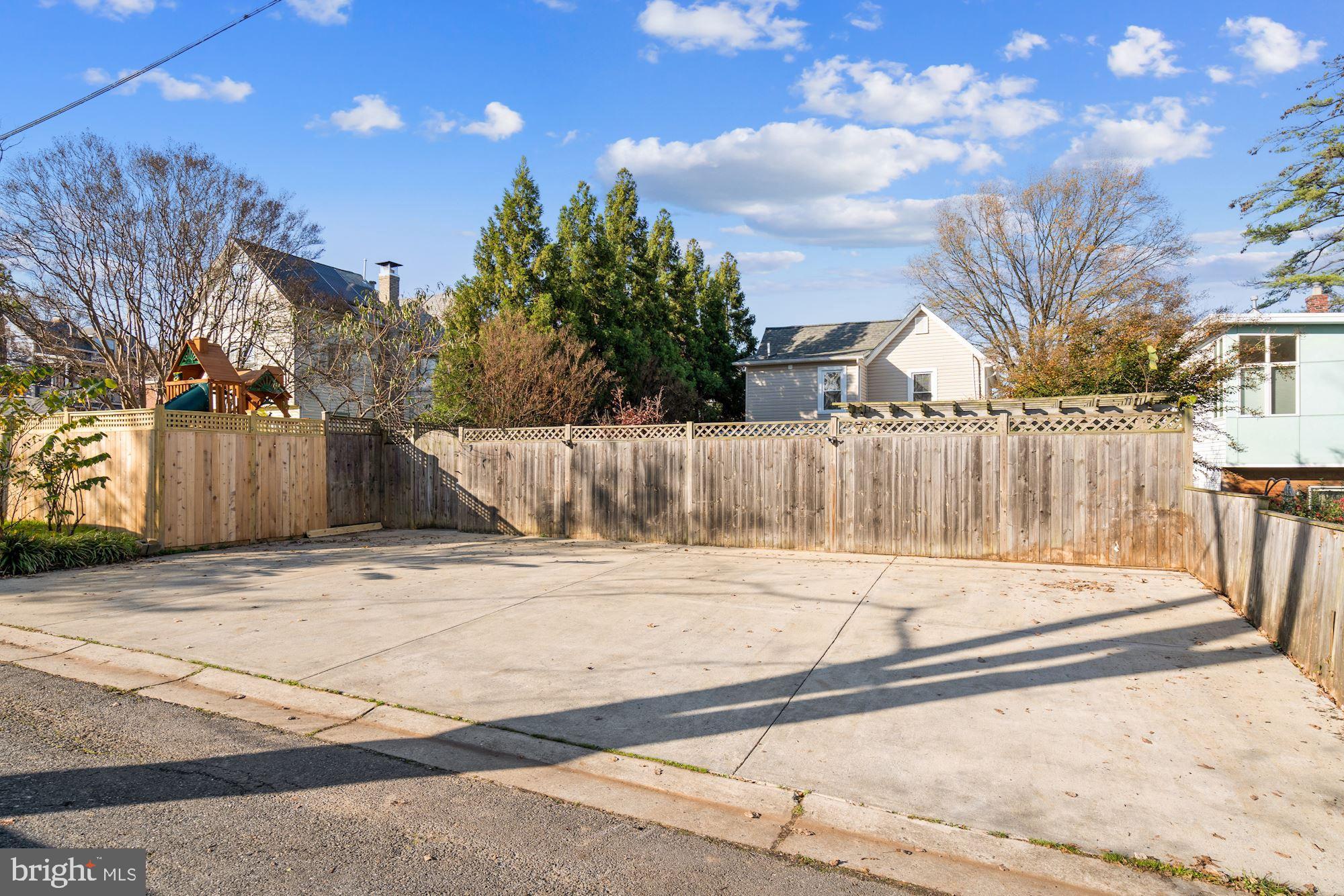 WINES & JOHNSONS 2ND ADD - Residential