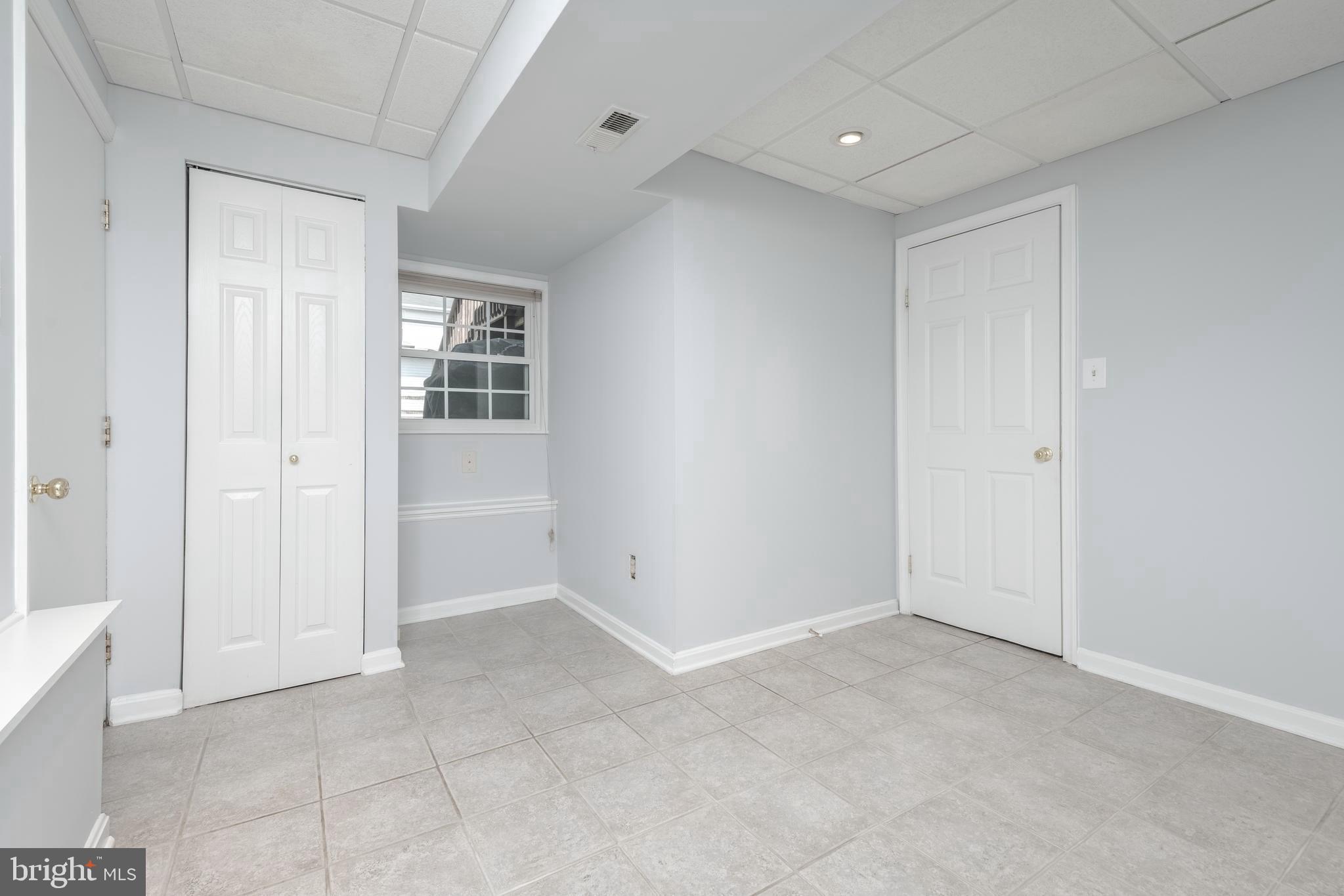 TARTAN HILL - Residential