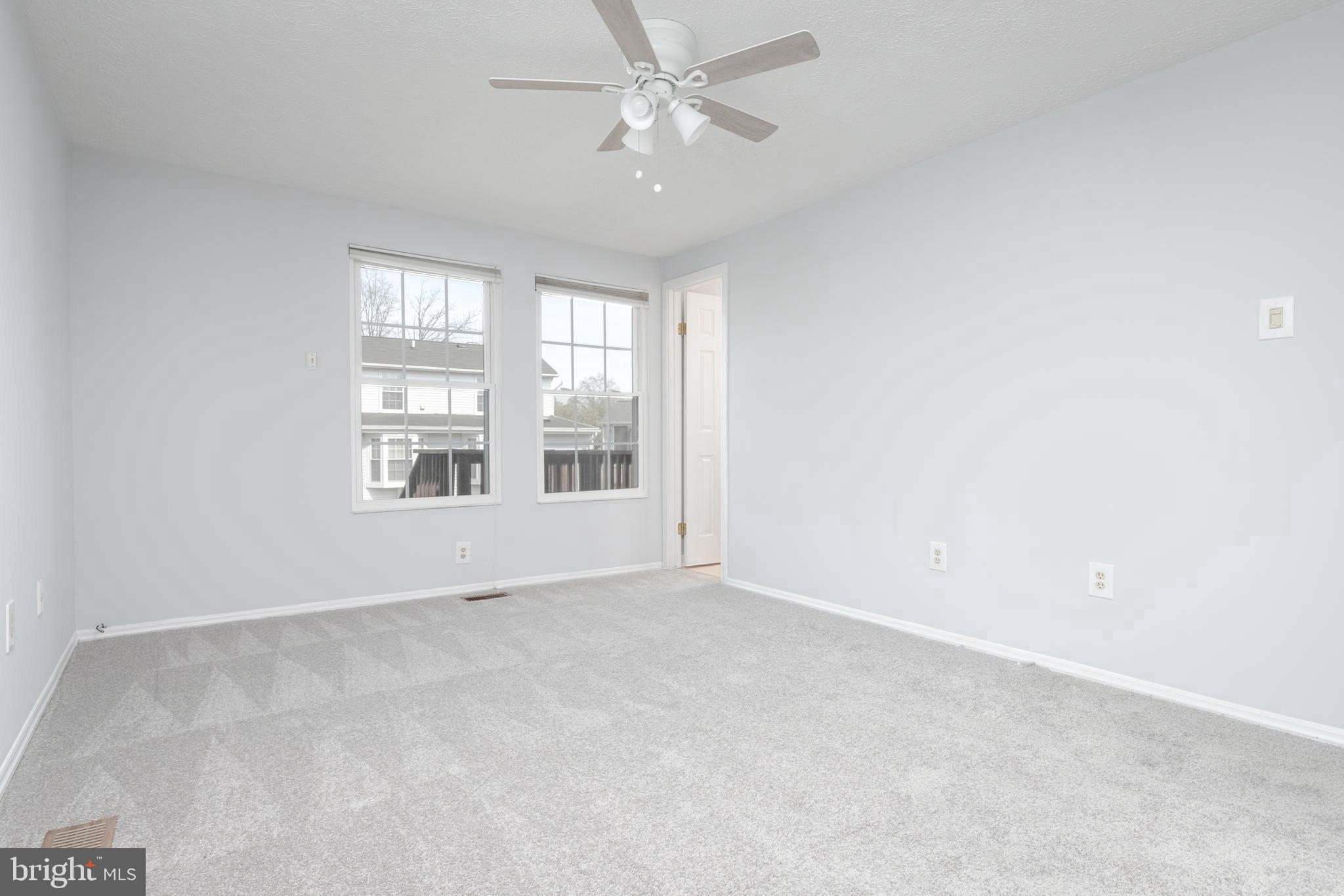 TARTAN HILL - Residential