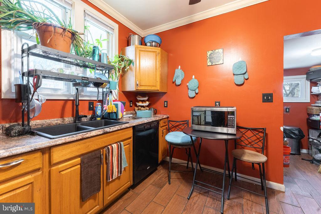 HYATTSVILLE - Residential