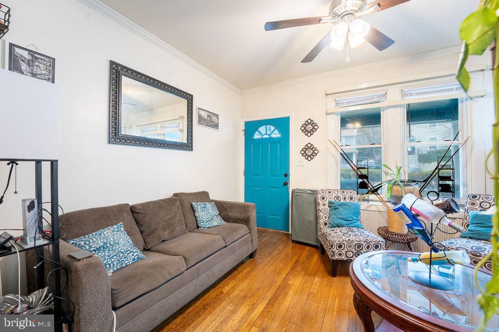 HYATTSVILLE - Residential