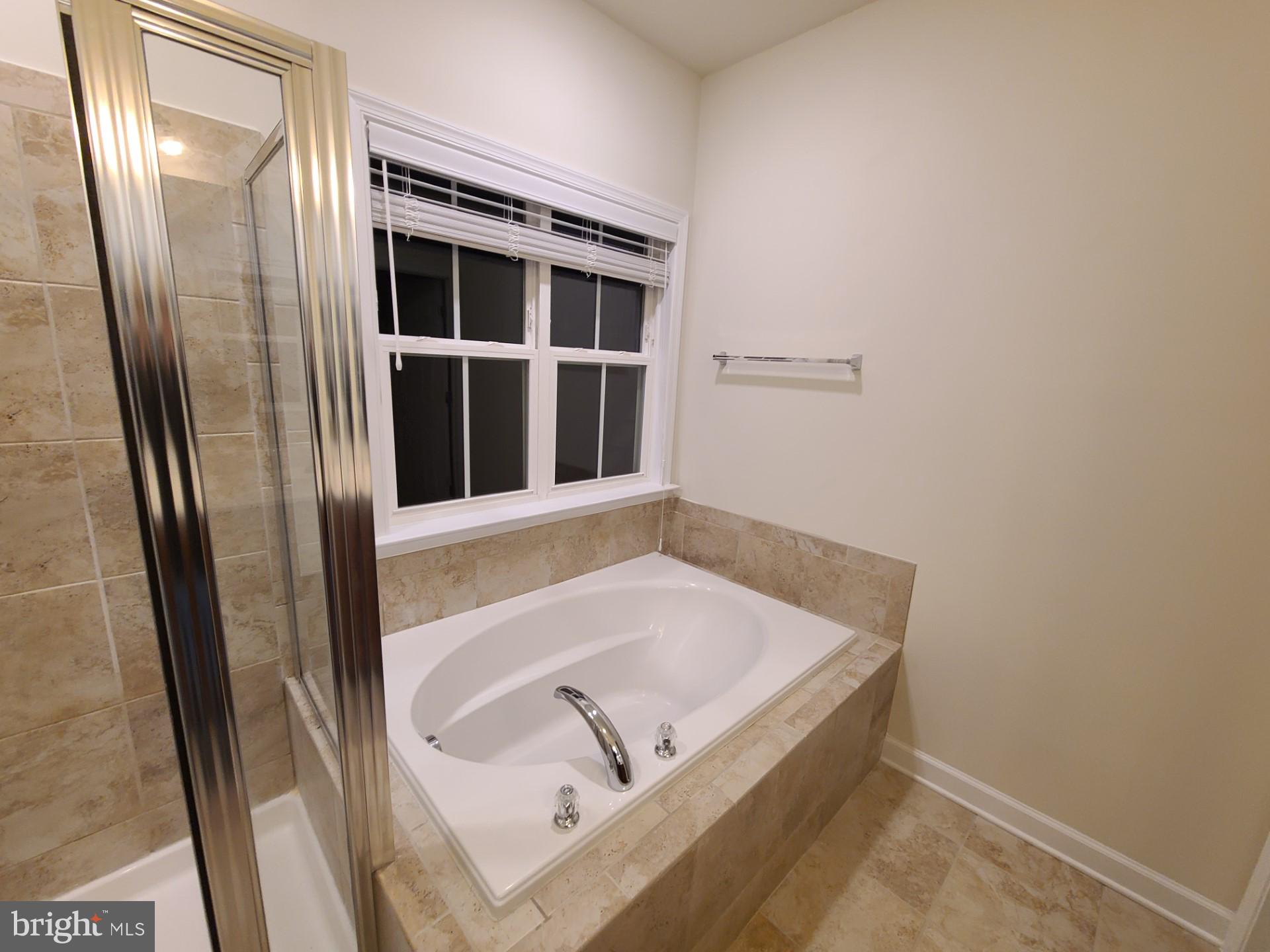 BELMONT RUN - Residential Lease