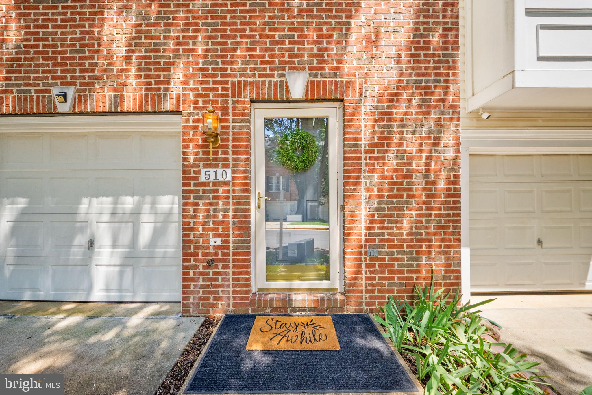 510 SPARKLEBERRY TERRACE NE