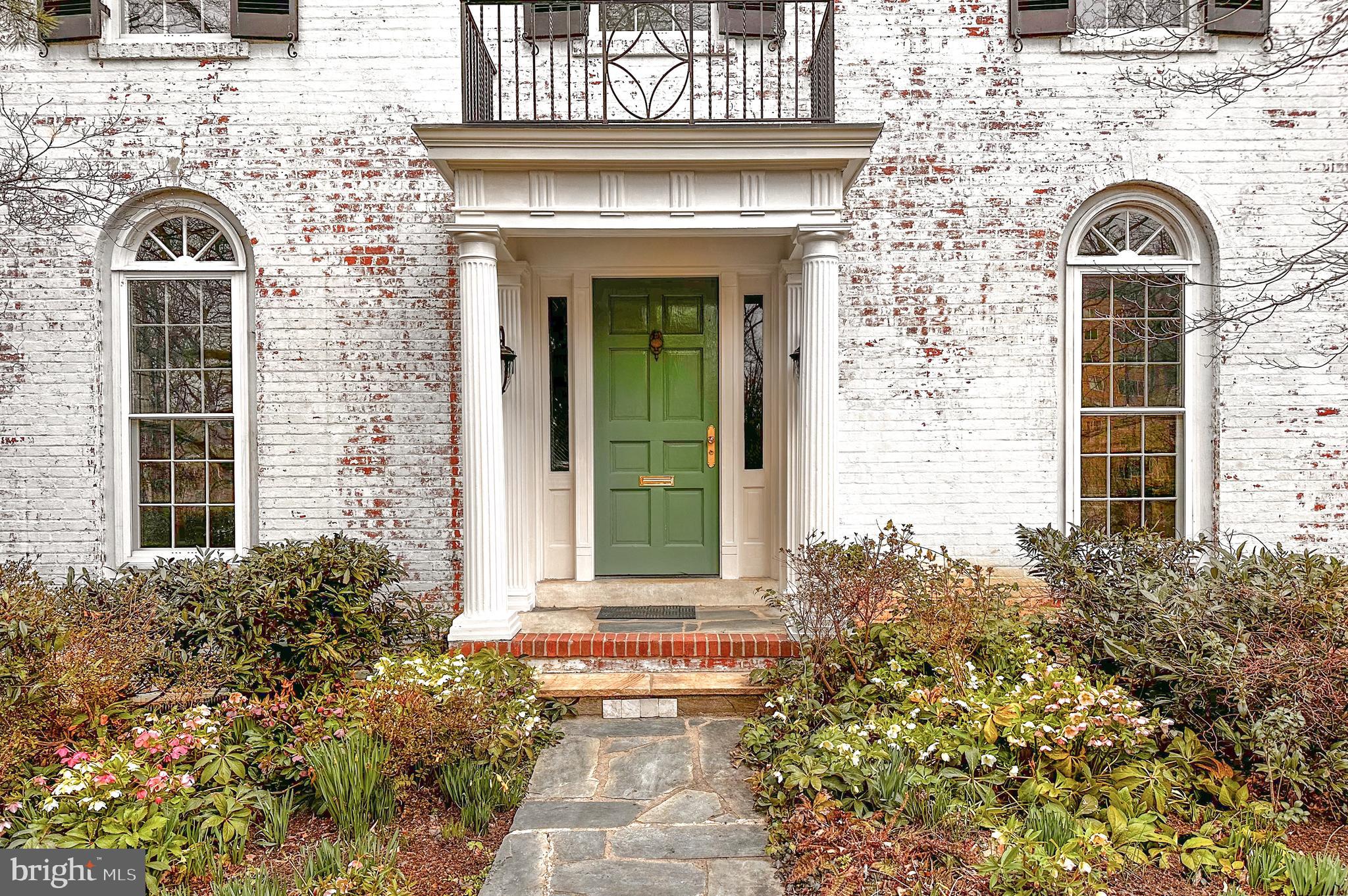 CLEVELAND PARK - Residential