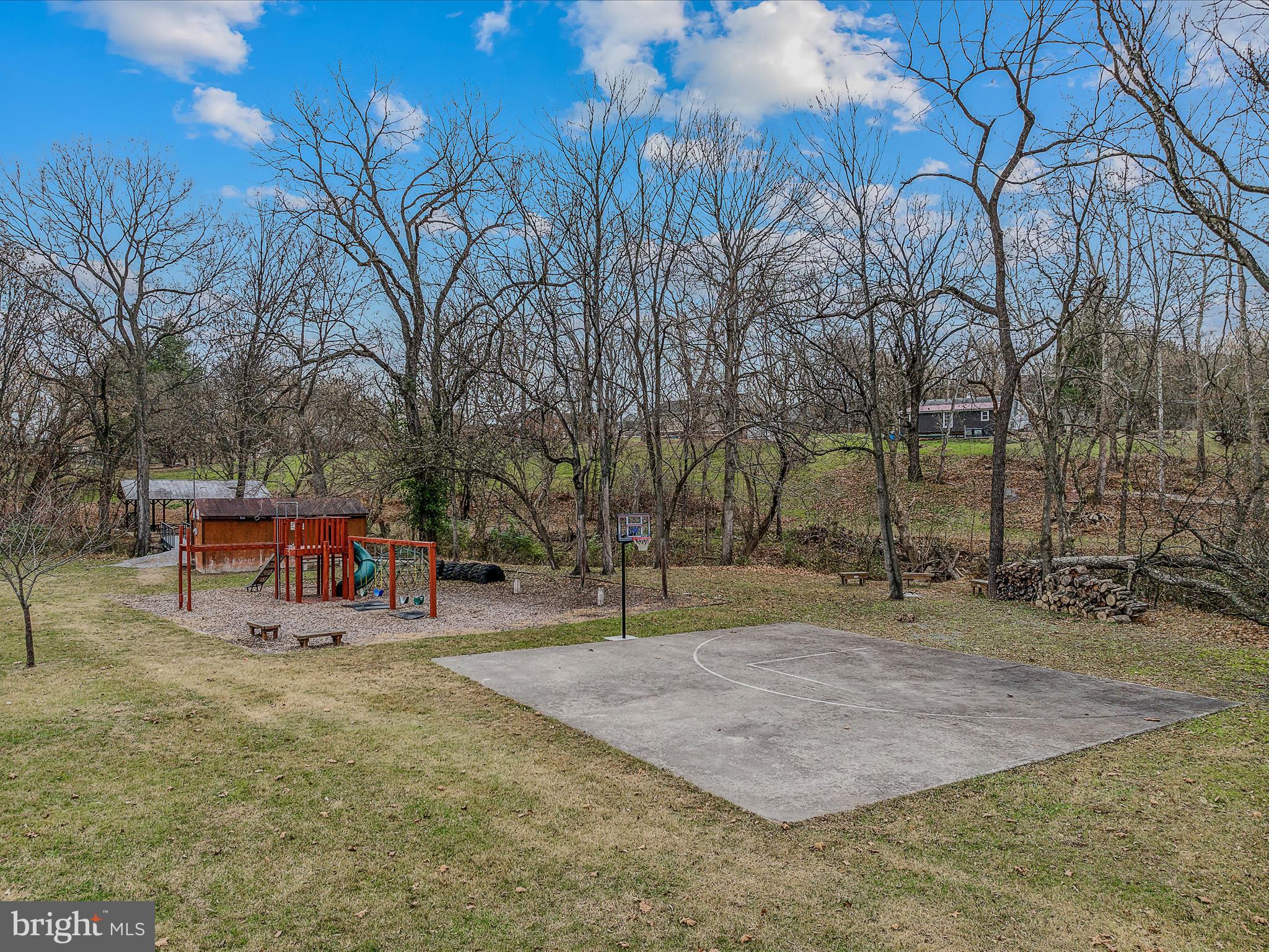 AVON BEND - Residential