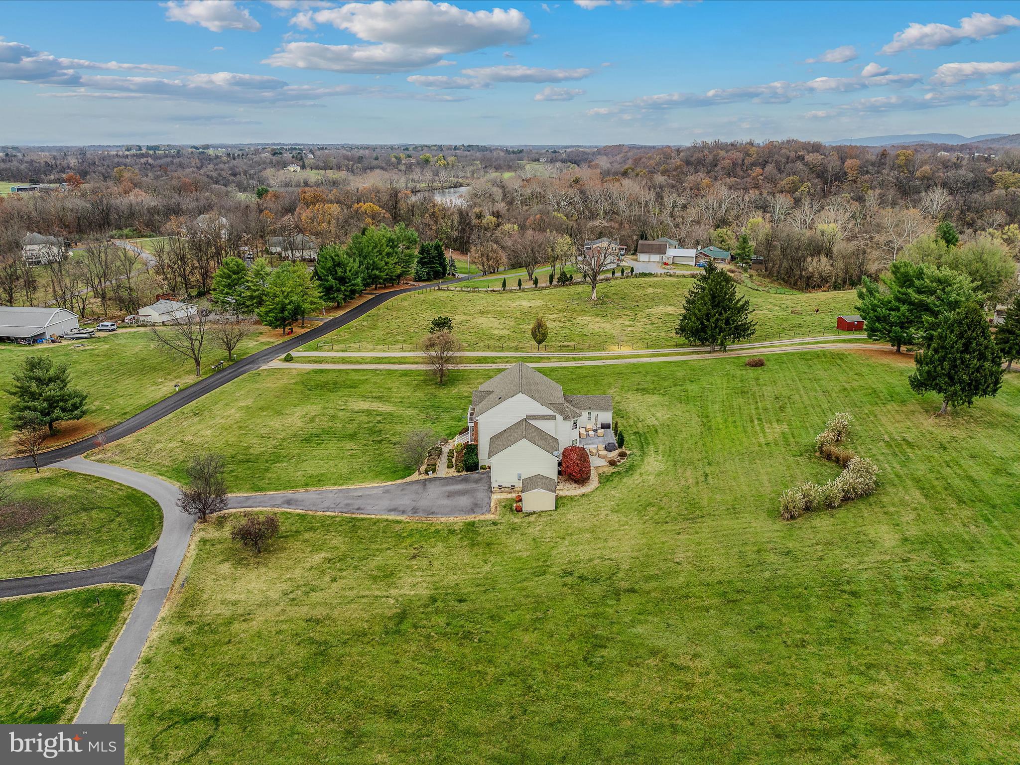 AVON BEND - Residential