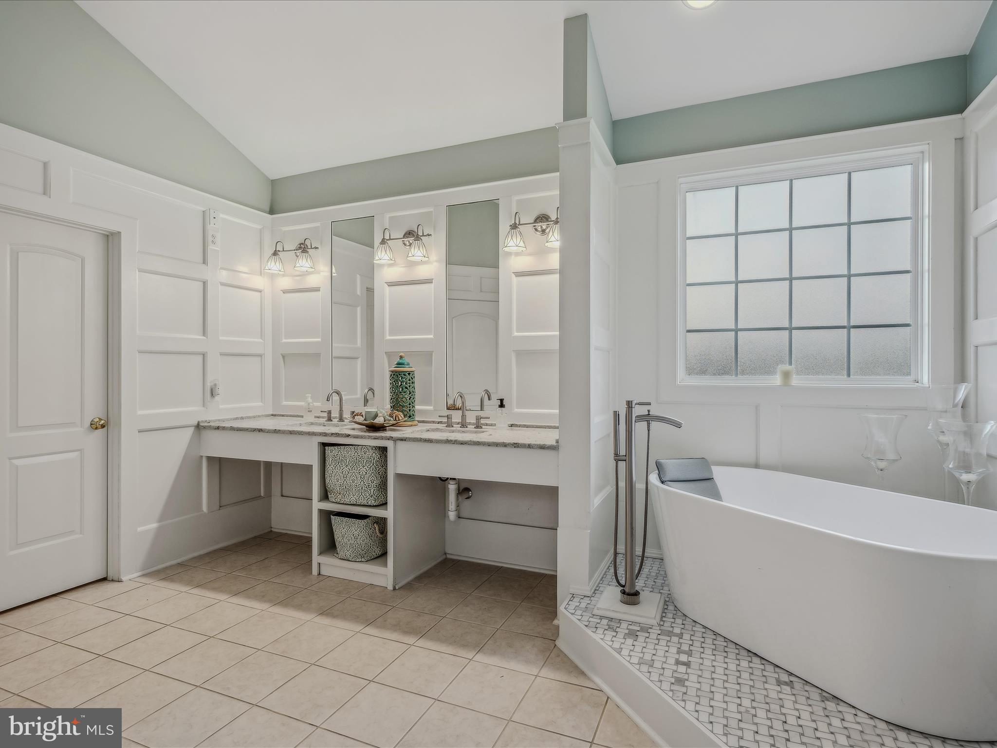 AVON BEND - Residential