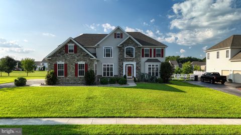 Photo of 101 Wedge Court, TOWNSEND, DE 19734 (MLS # DENC2086440)