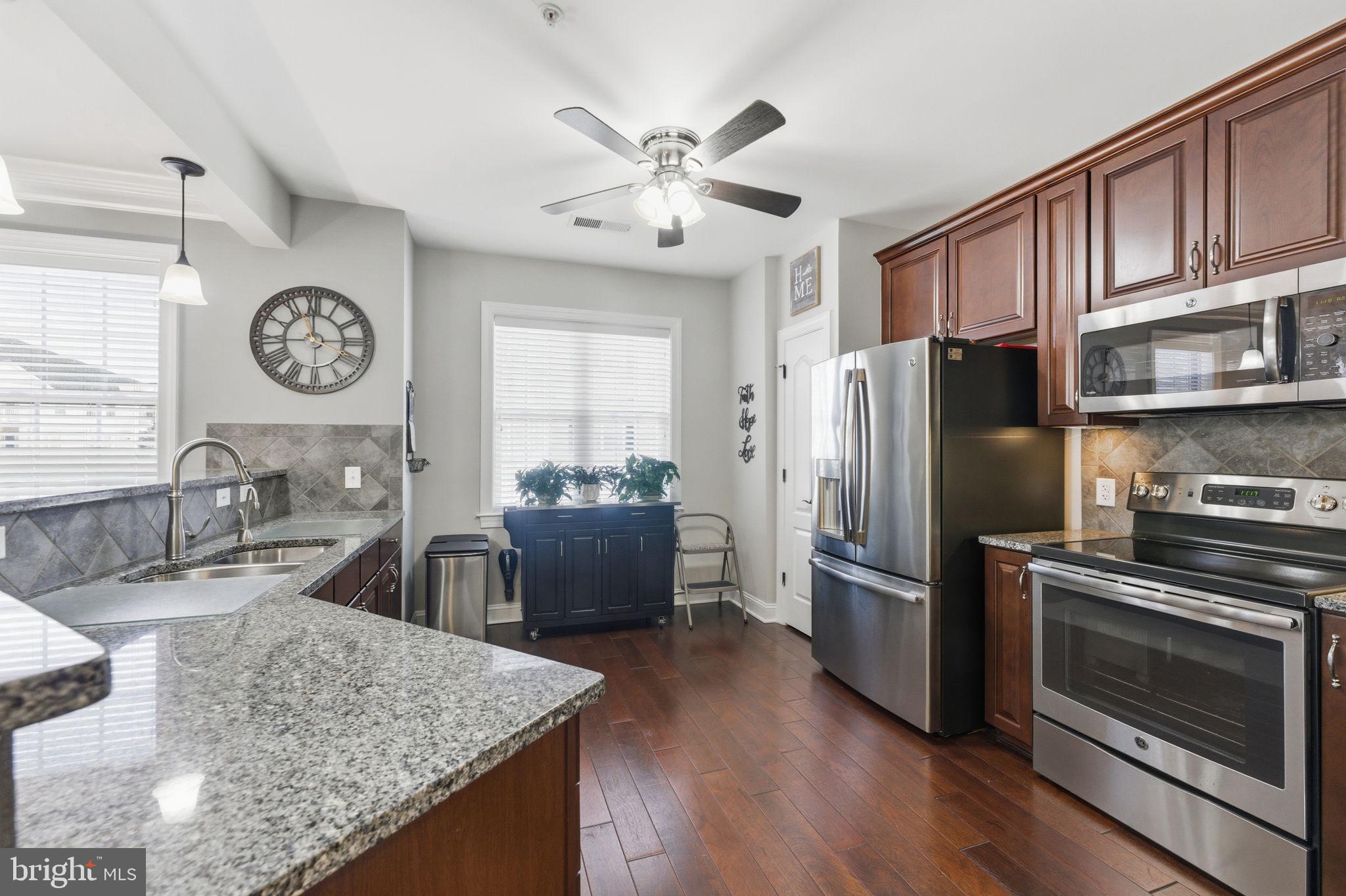 REGENCY AT DOMINION VALLEY - Residential