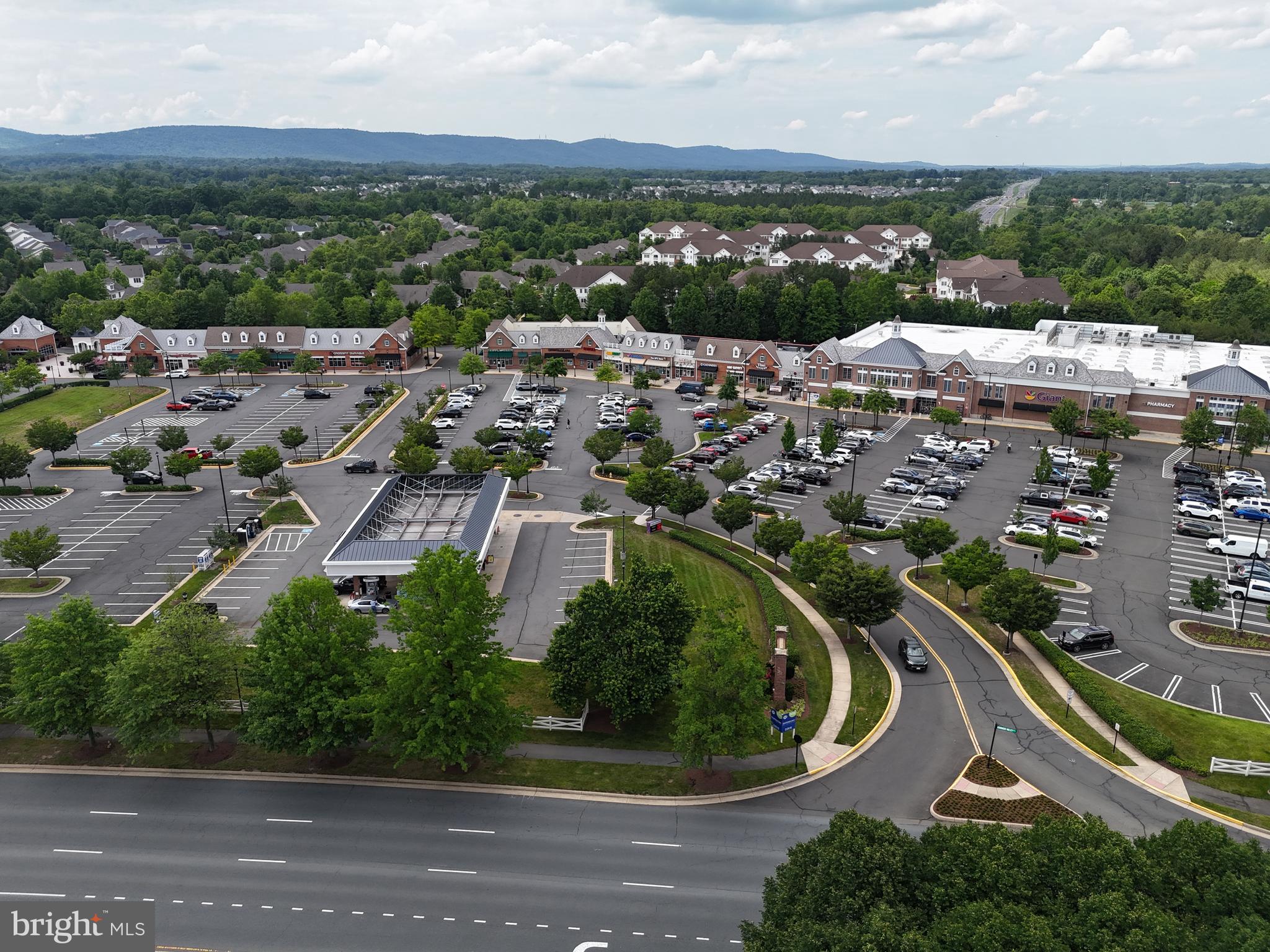 REGENCY AT DOMINION VALLEY - Residential