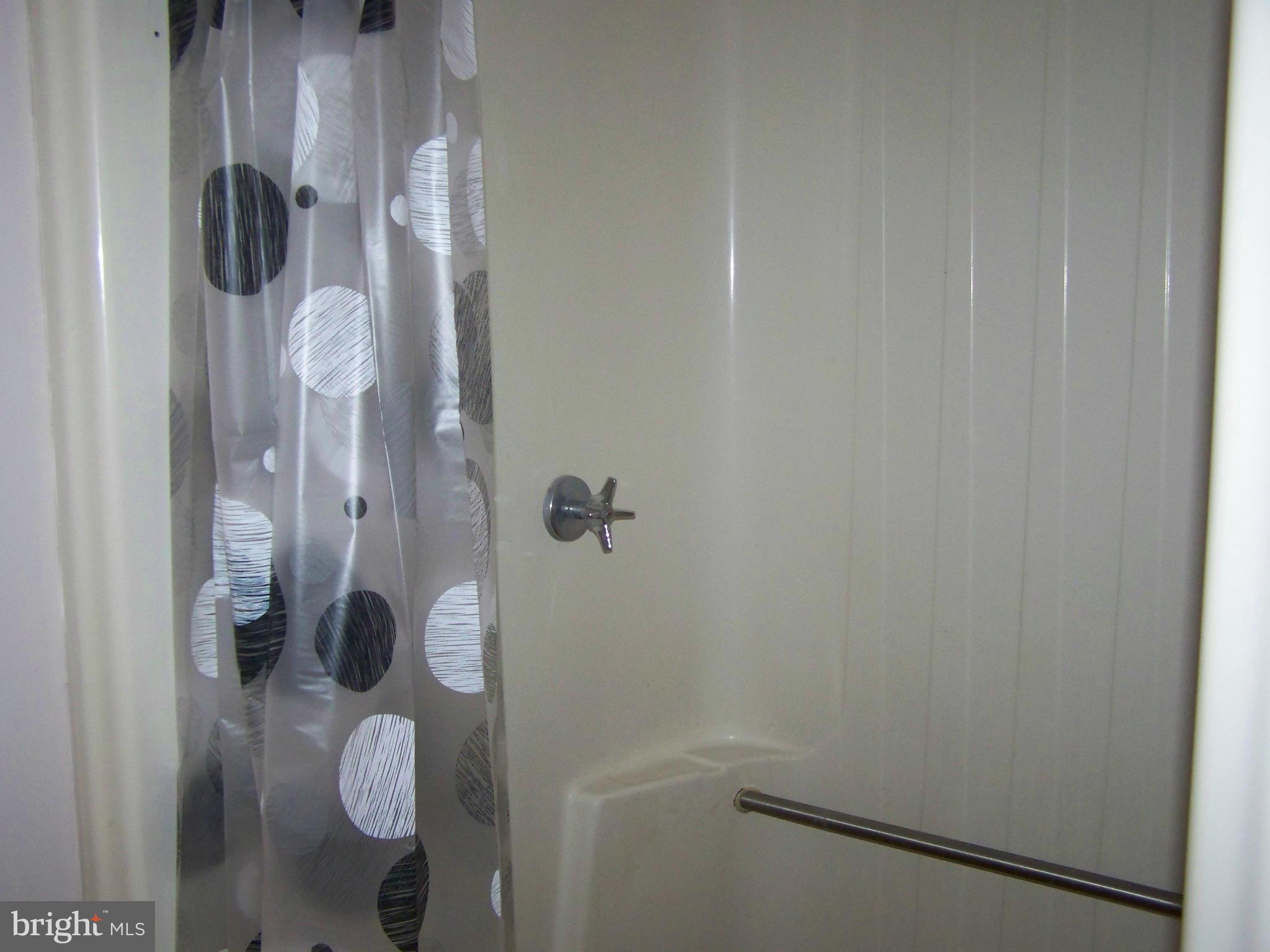 JARRETTSVILLE - Residential