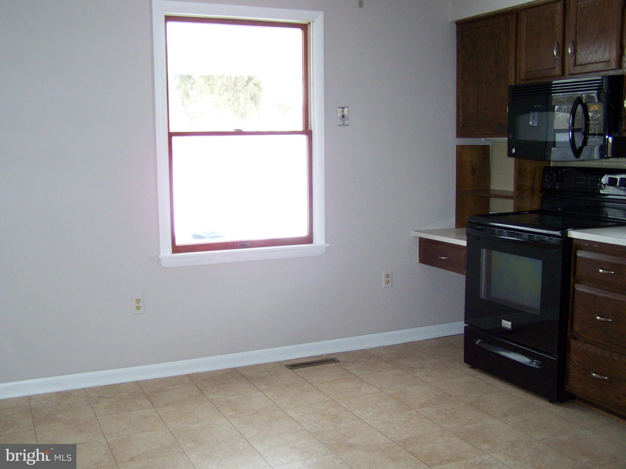 JARRETTSVILLE - Residential