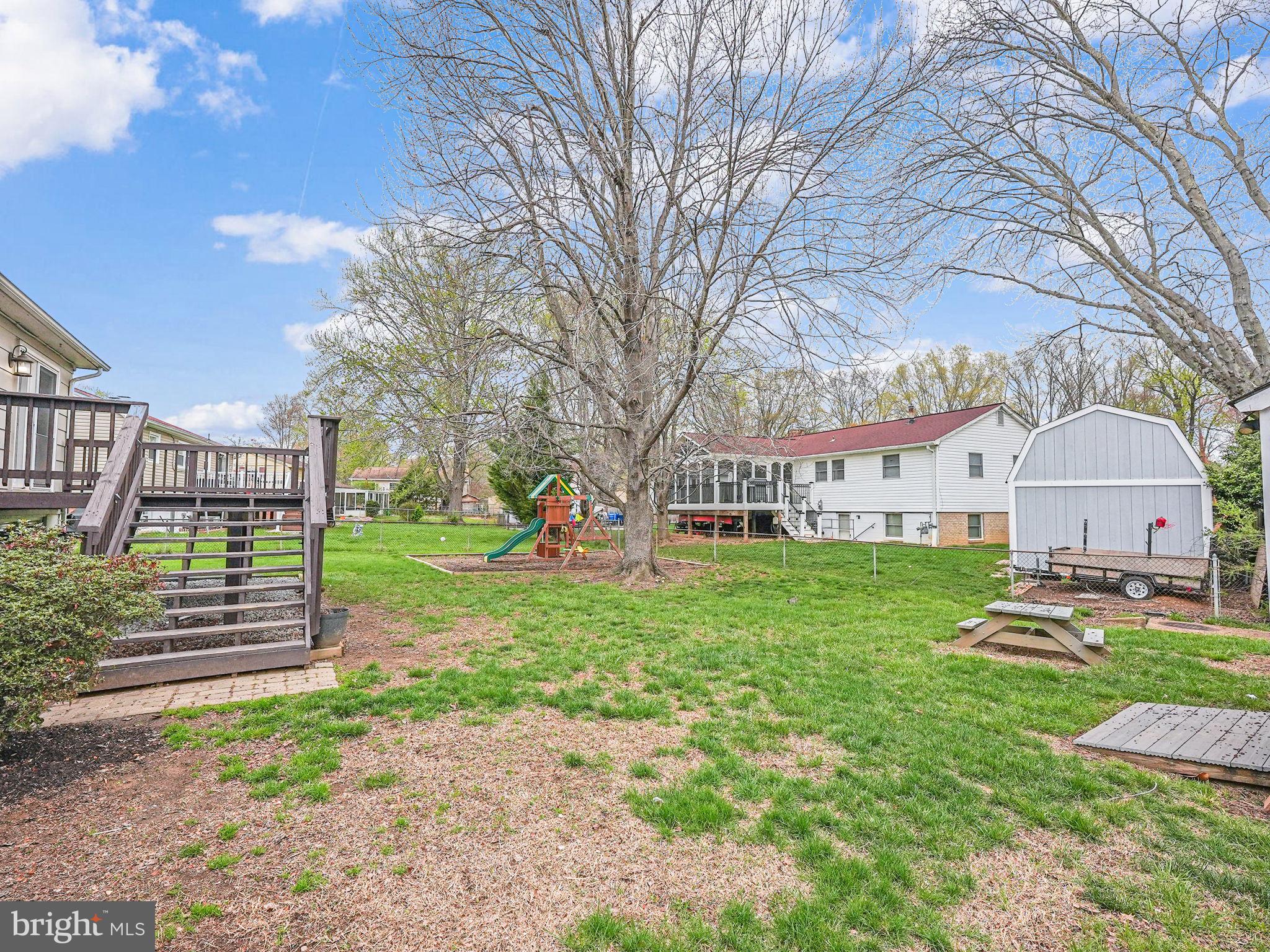 HAYFIELD FARM - Residential