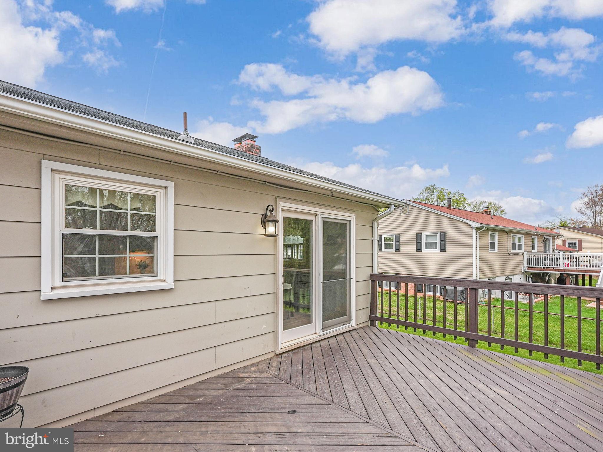 HAYFIELD FARM - Residential