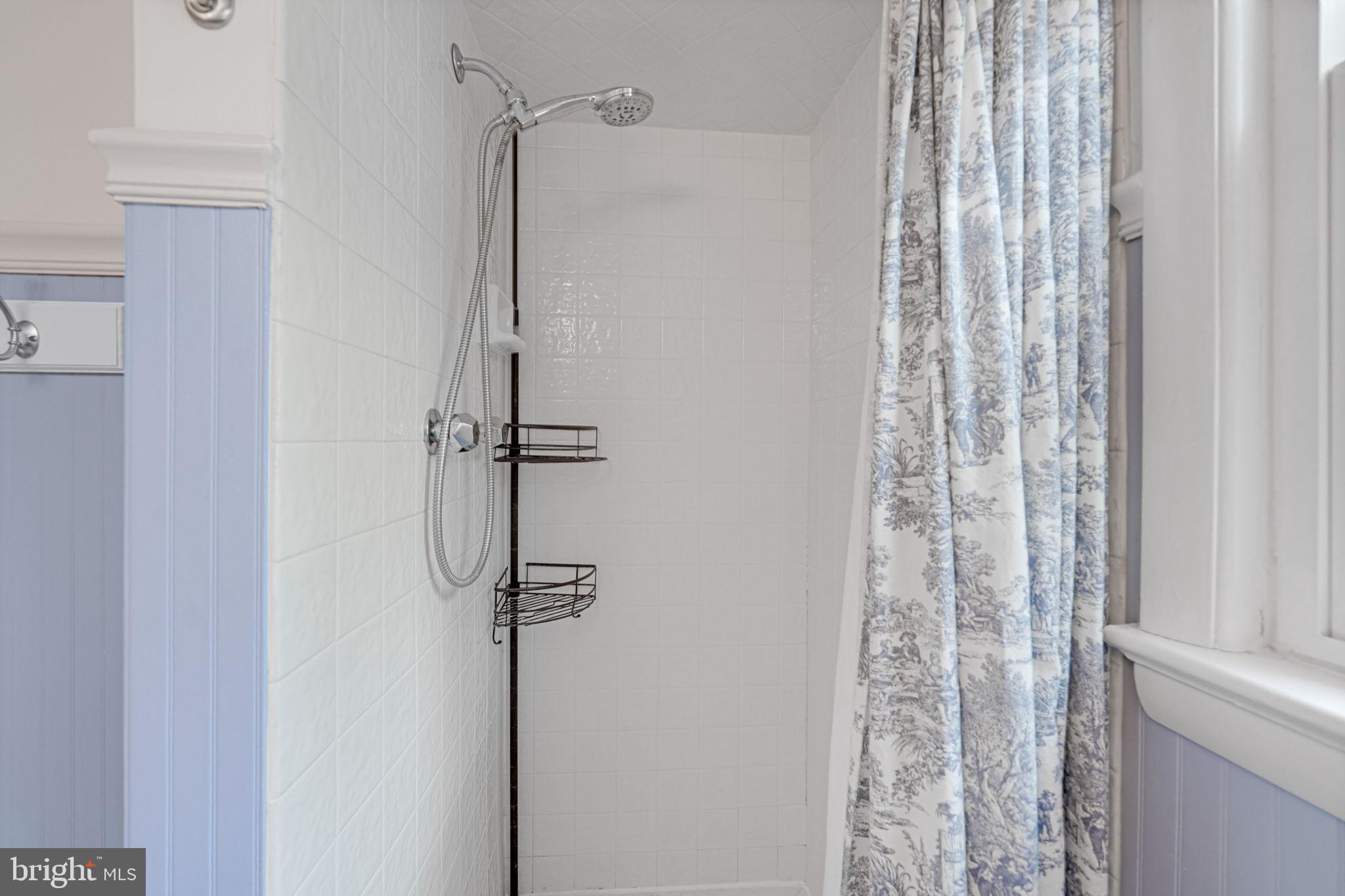 HAYFIELD FARM - Residential