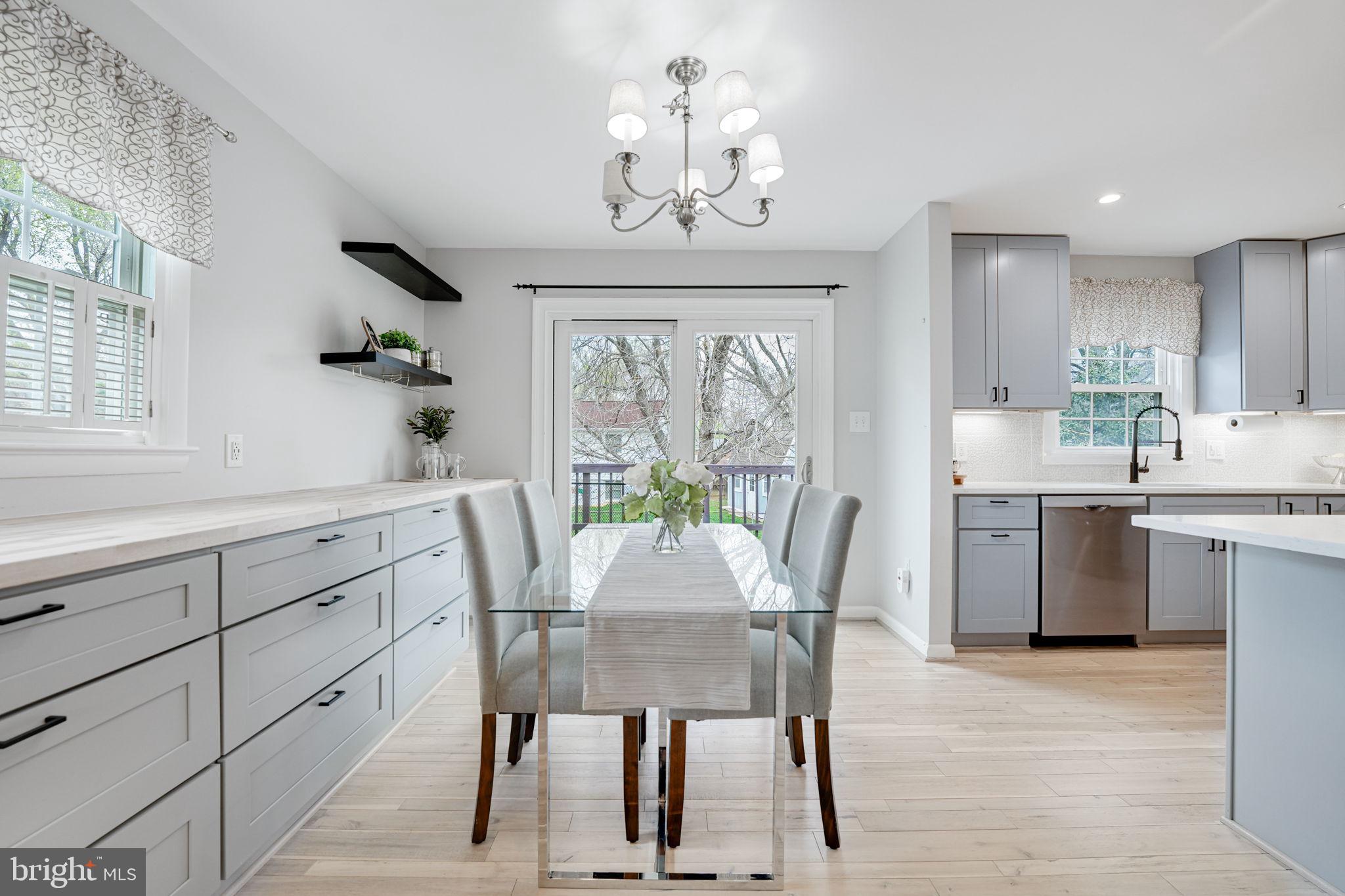 HAYFIELD FARM - Residential