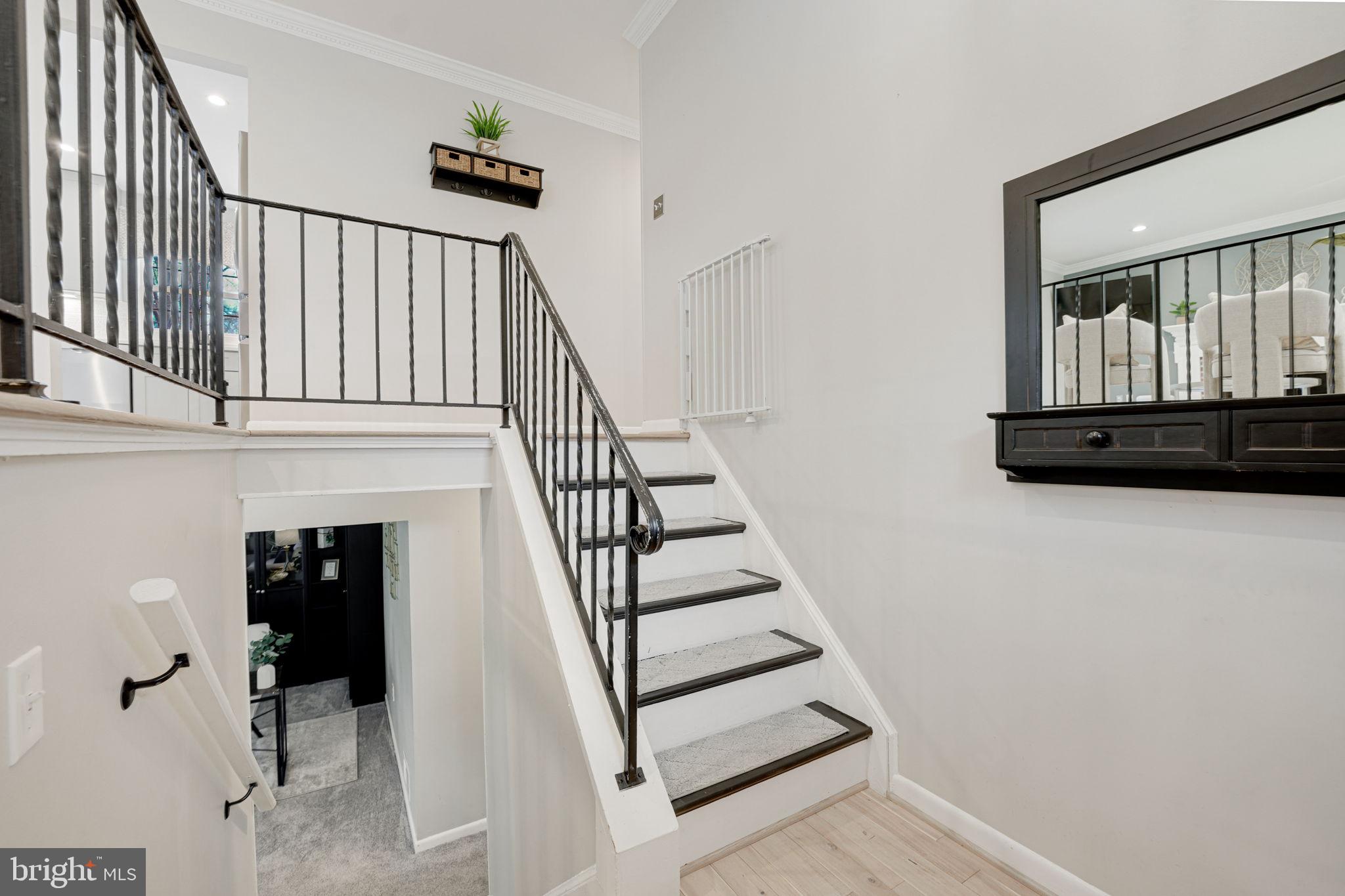 HAYFIELD FARM - Residential