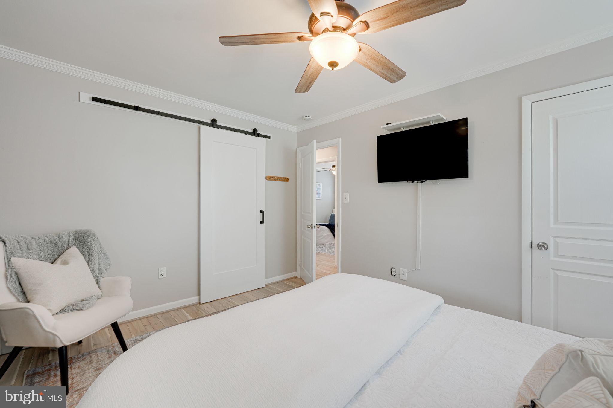 HAYFIELD FARM - Residential