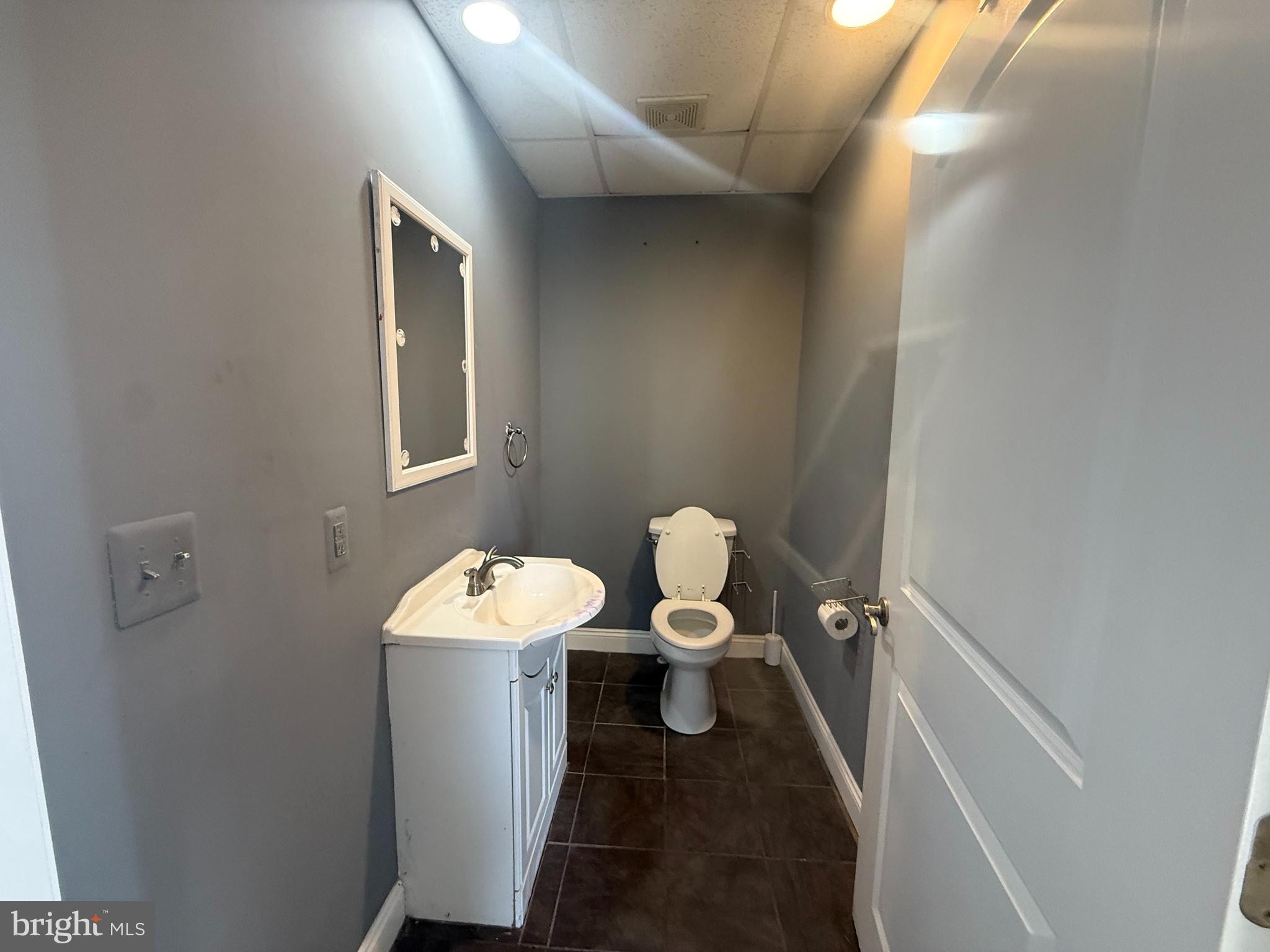 CITY OF CHARLES TOWN - Residential Lease