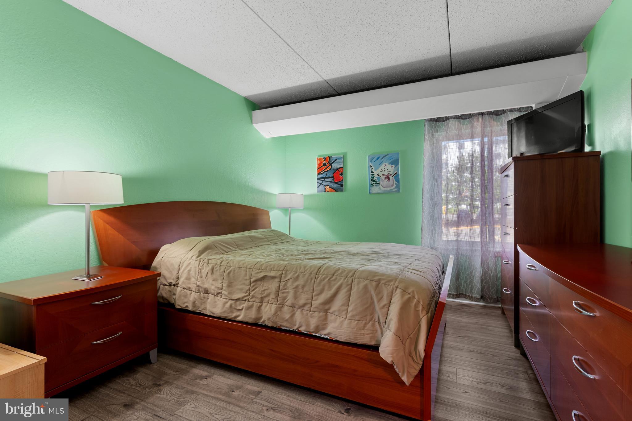 EOS TWENTY-ONE - Residential