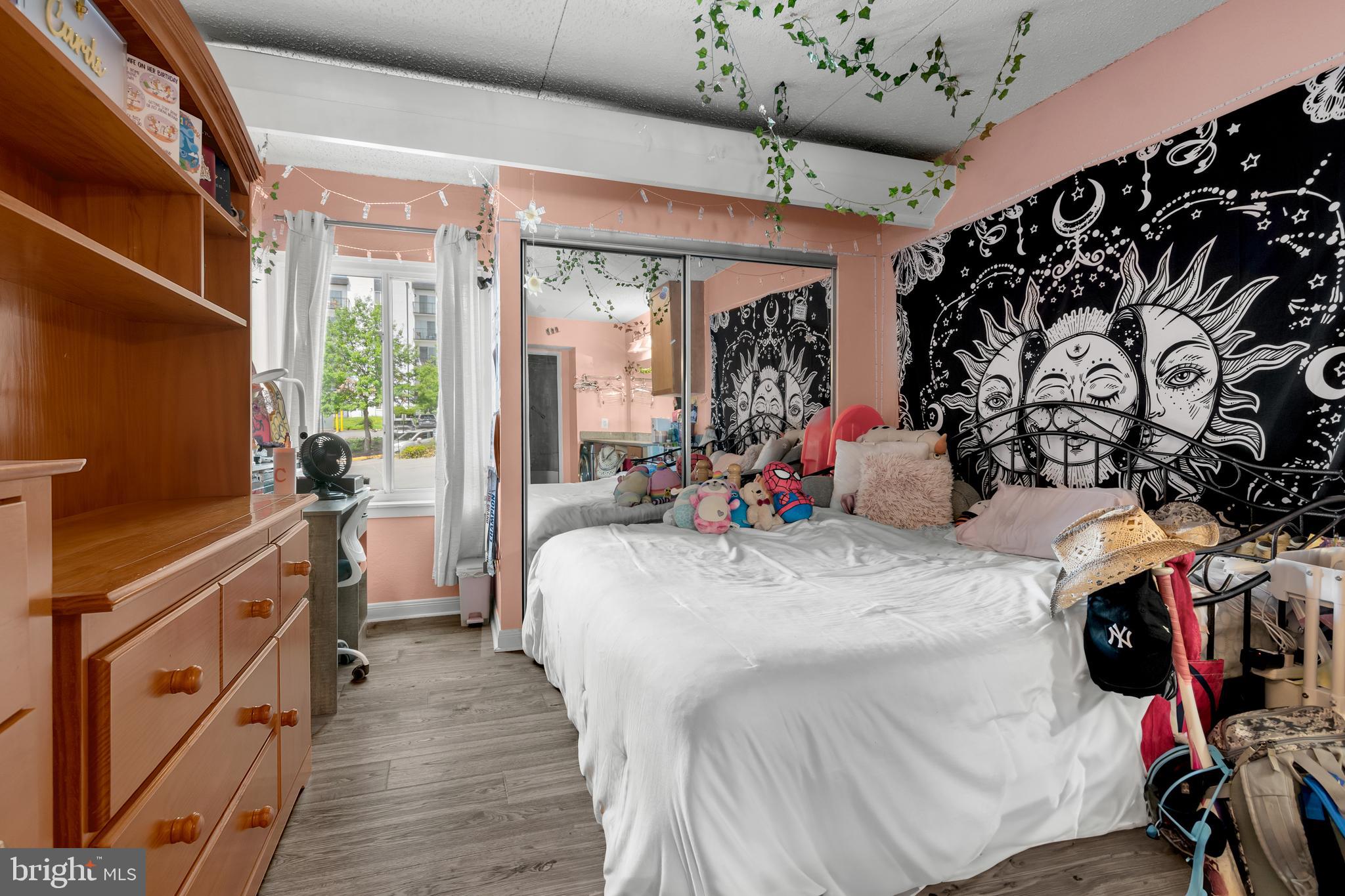 EOS TWENTY-ONE - Residential