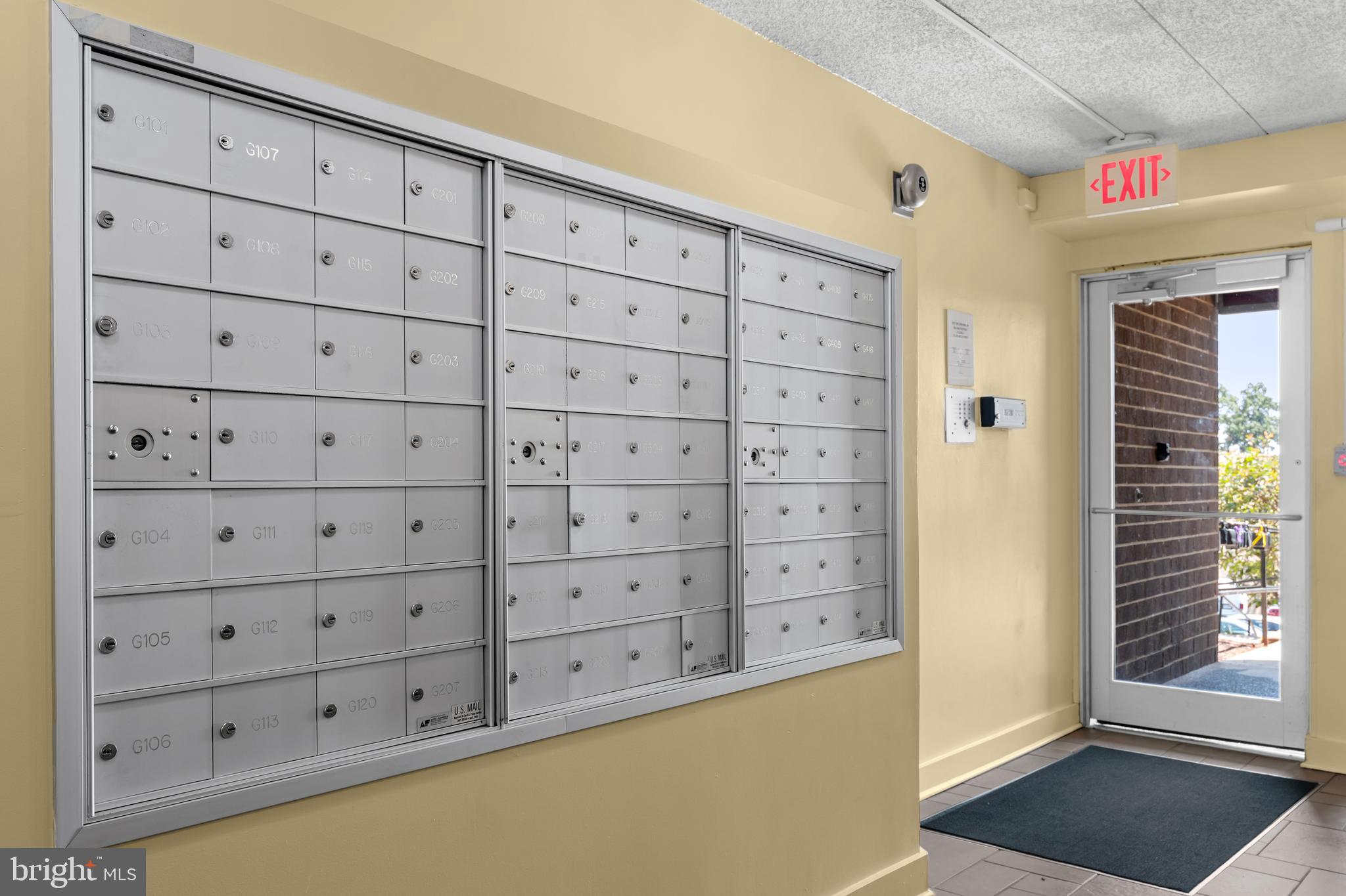 EOS TWENTY-ONE - Residential