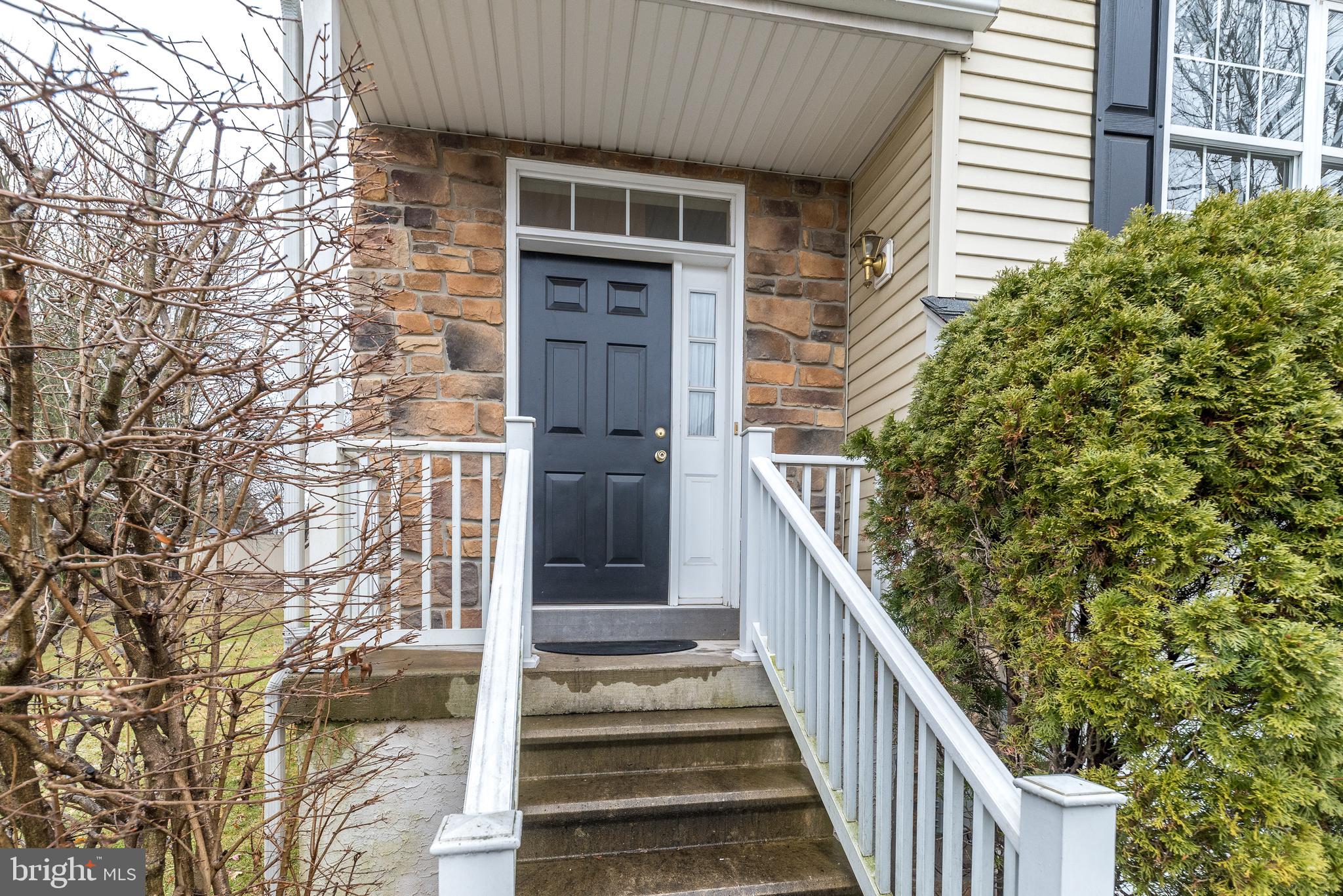 492 GLENN ROSE CIRCLE