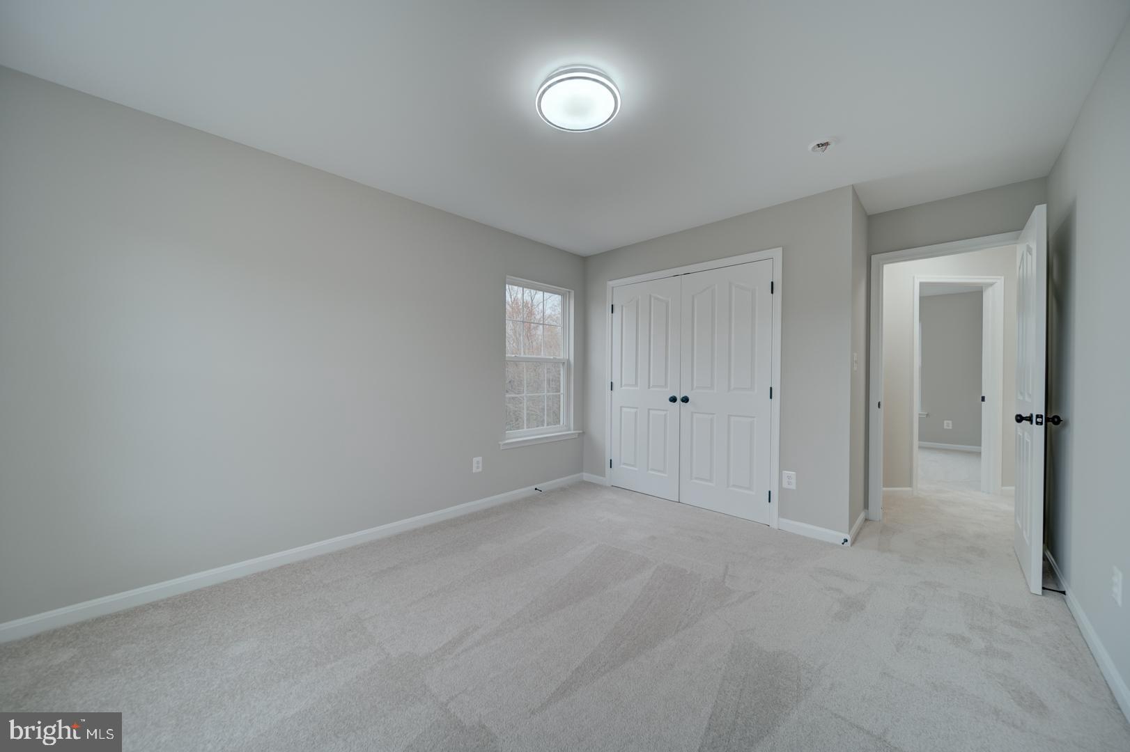 EAST VALLEY OAKS - Residential