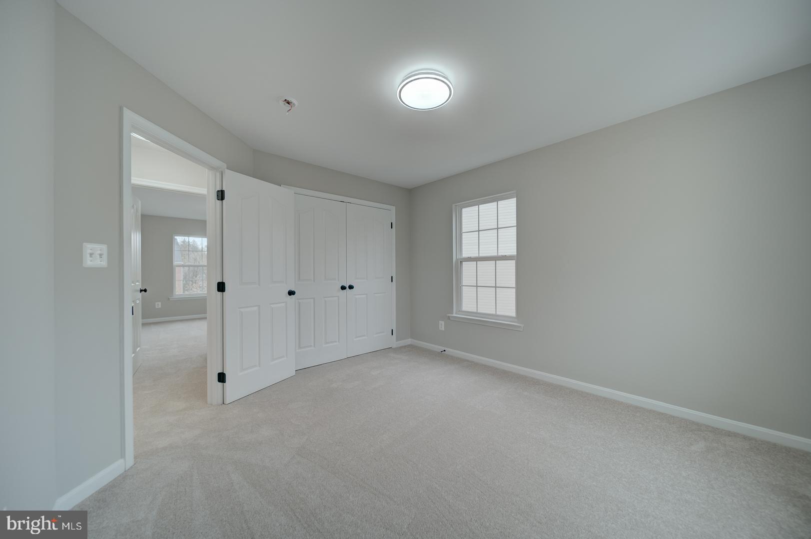 EAST VALLEY OAKS - Residential