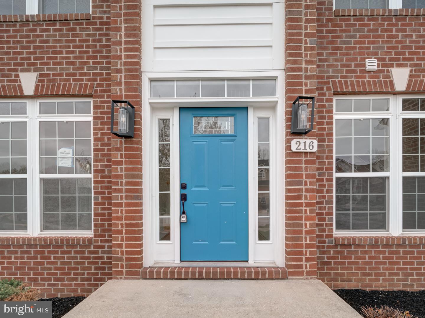 EAST VALLEY OAKS - Residential