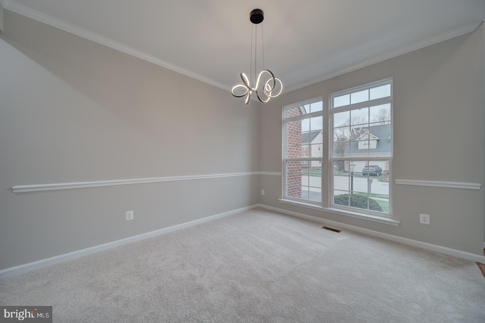 EAST VALLEY OAKS - Residential