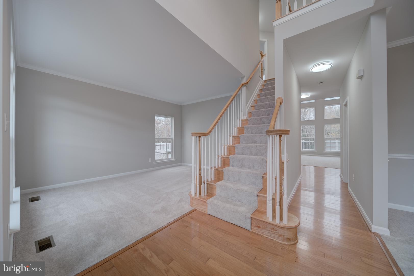 EAST VALLEY OAKS - Residential