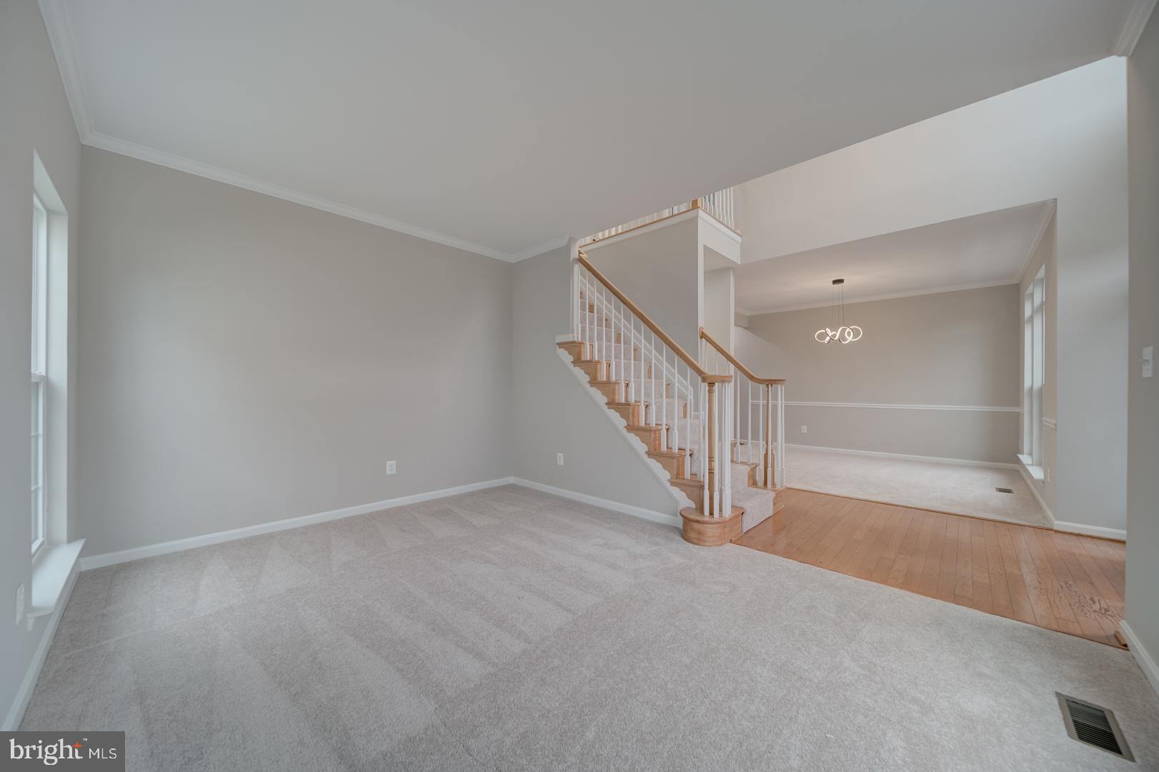 EAST VALLEY OAKS - Residential