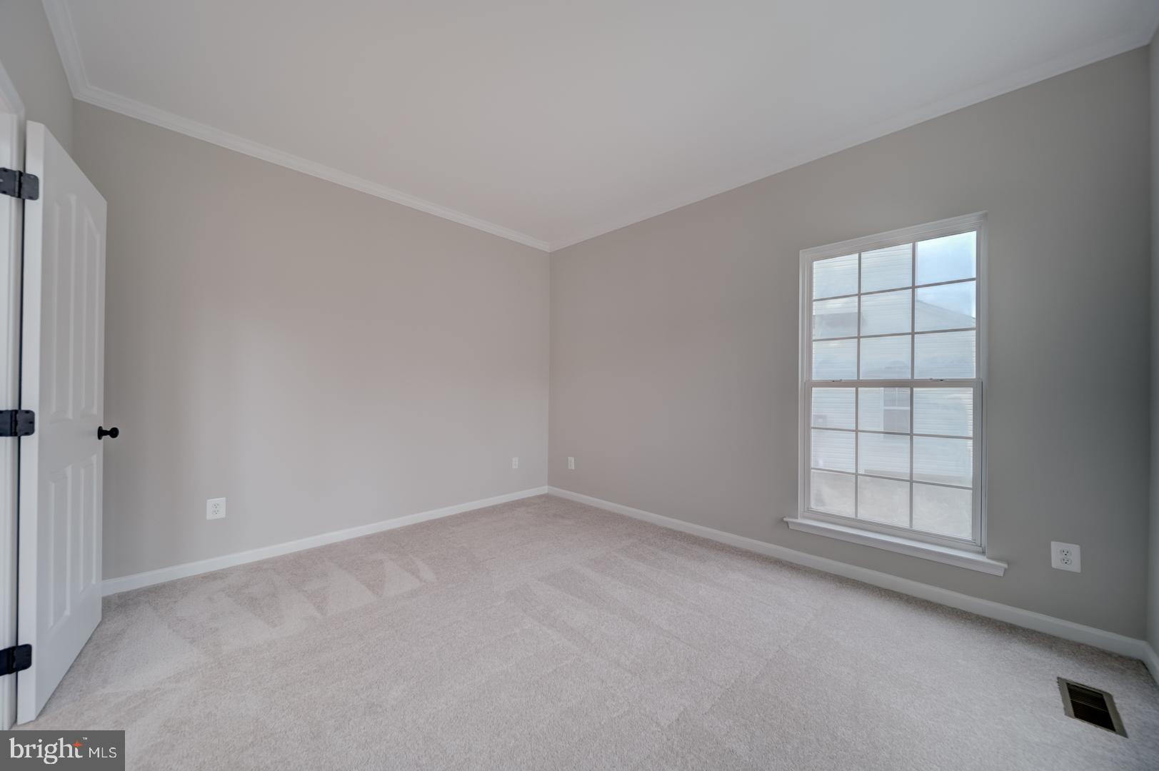 EAST VALLEY OAKS - Residential