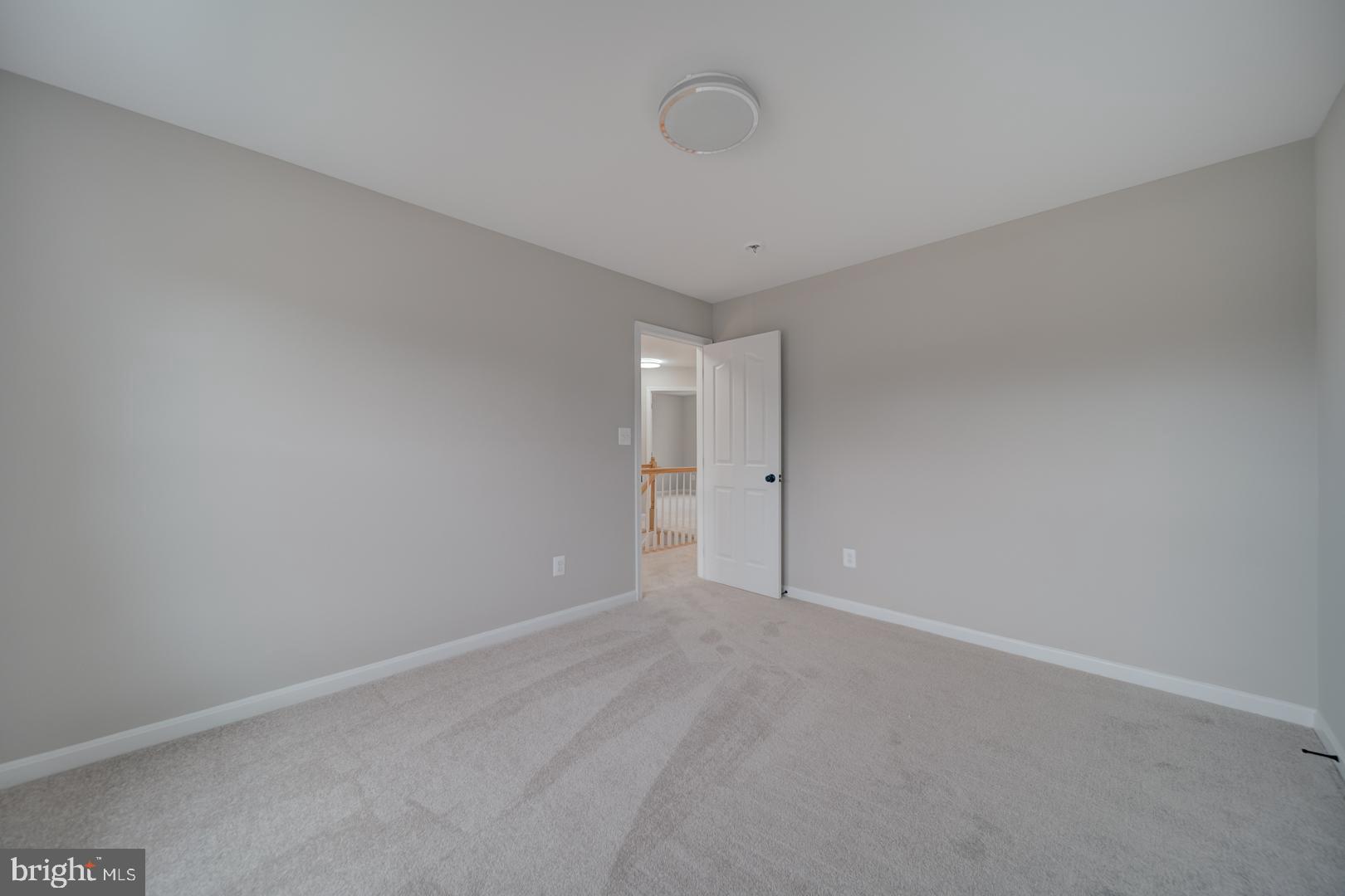 EAST VALLEY OAKS - Residential