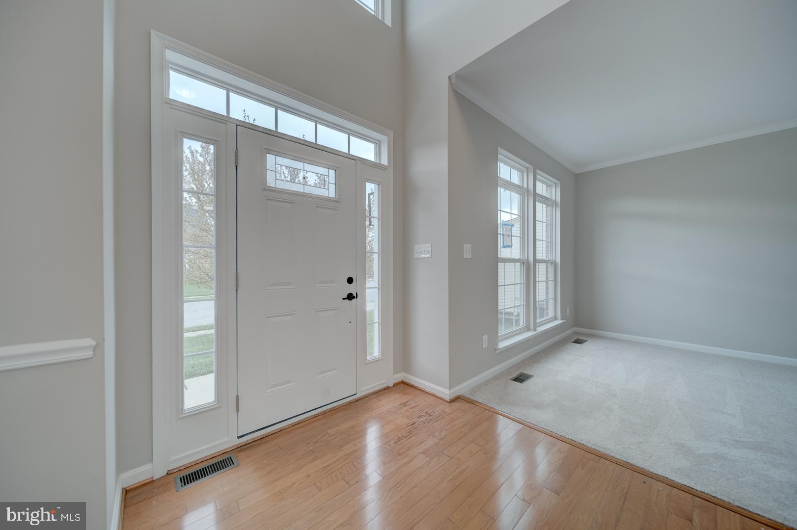 EAST VALLEY OAKS - Residential