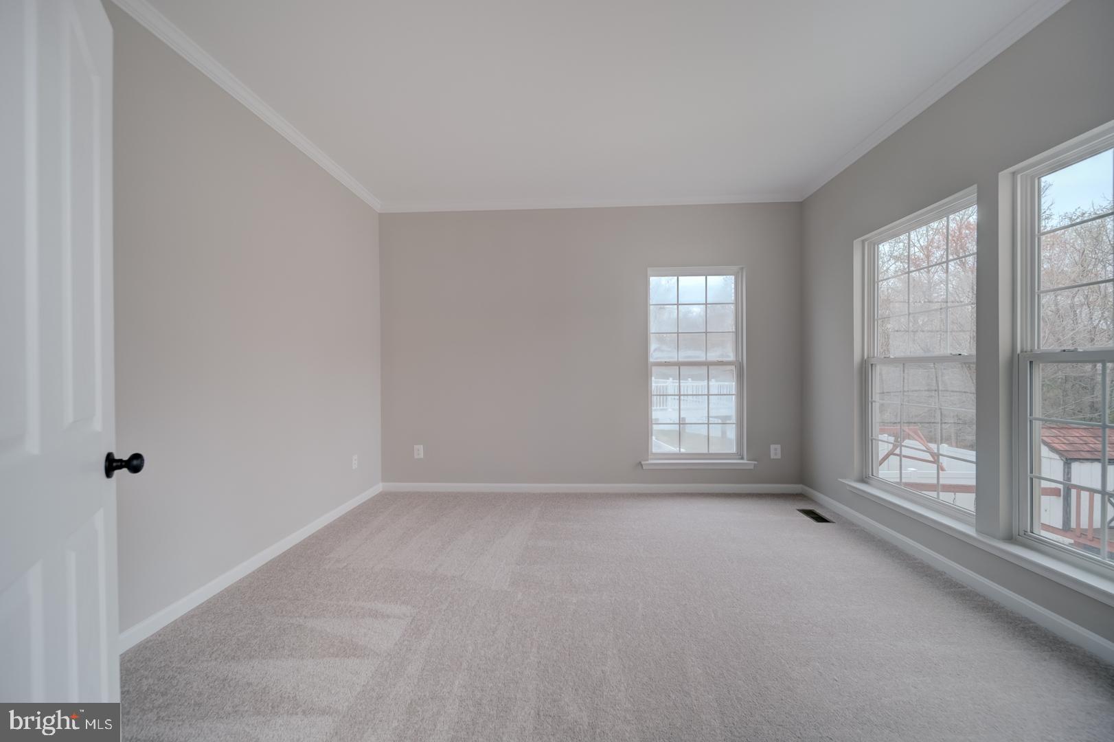 EAST VALLEY OAKS - Residential